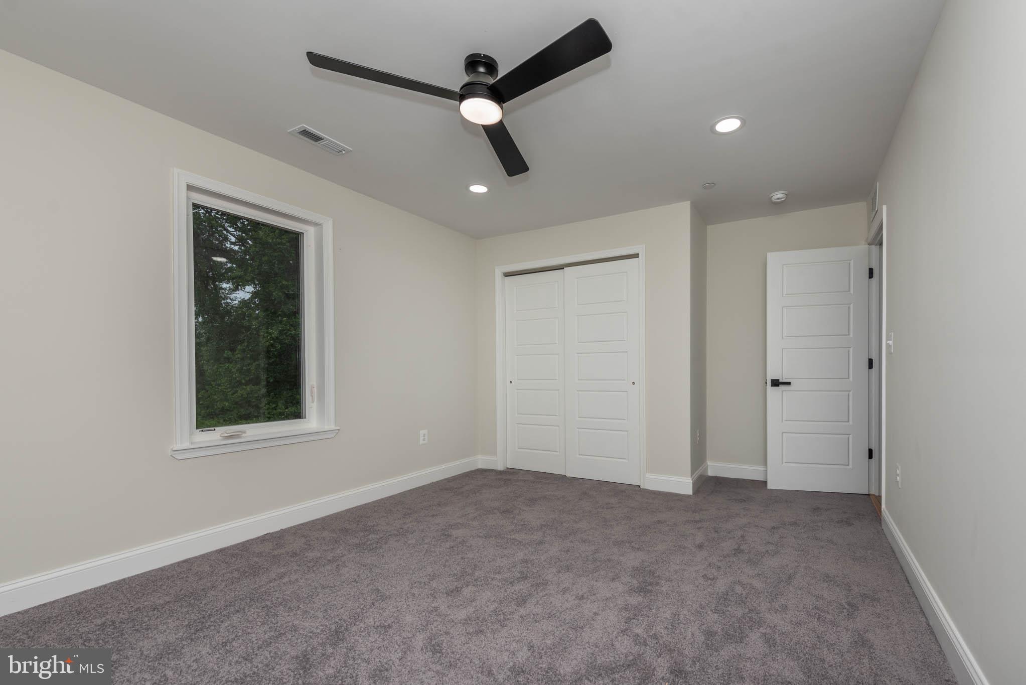 LONG GREEN VALLEY - Residential