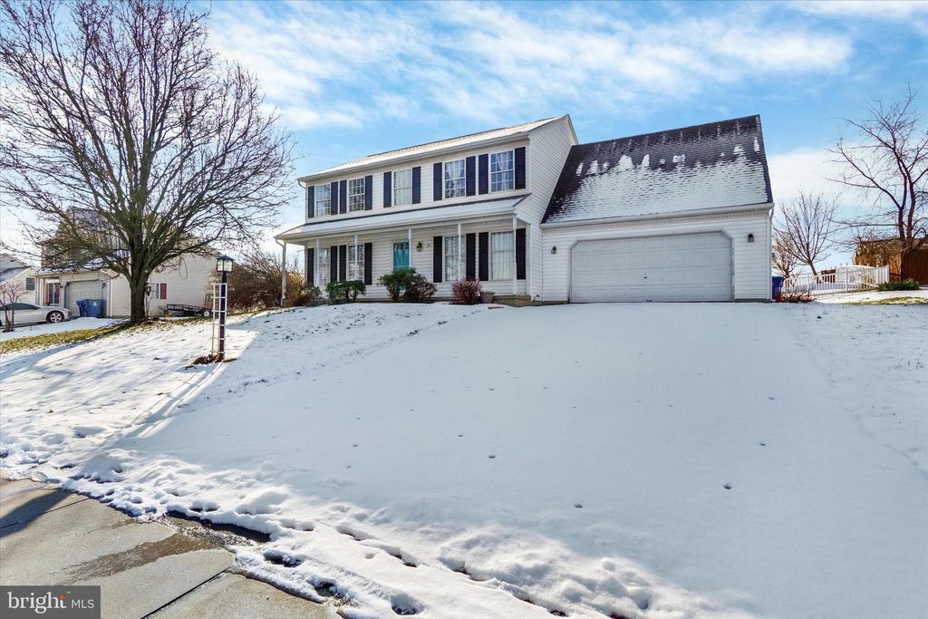 Photo of 155 Abbey Drive, MOUNT WOLF, PA 17347 (MLS # PAYK2095450)