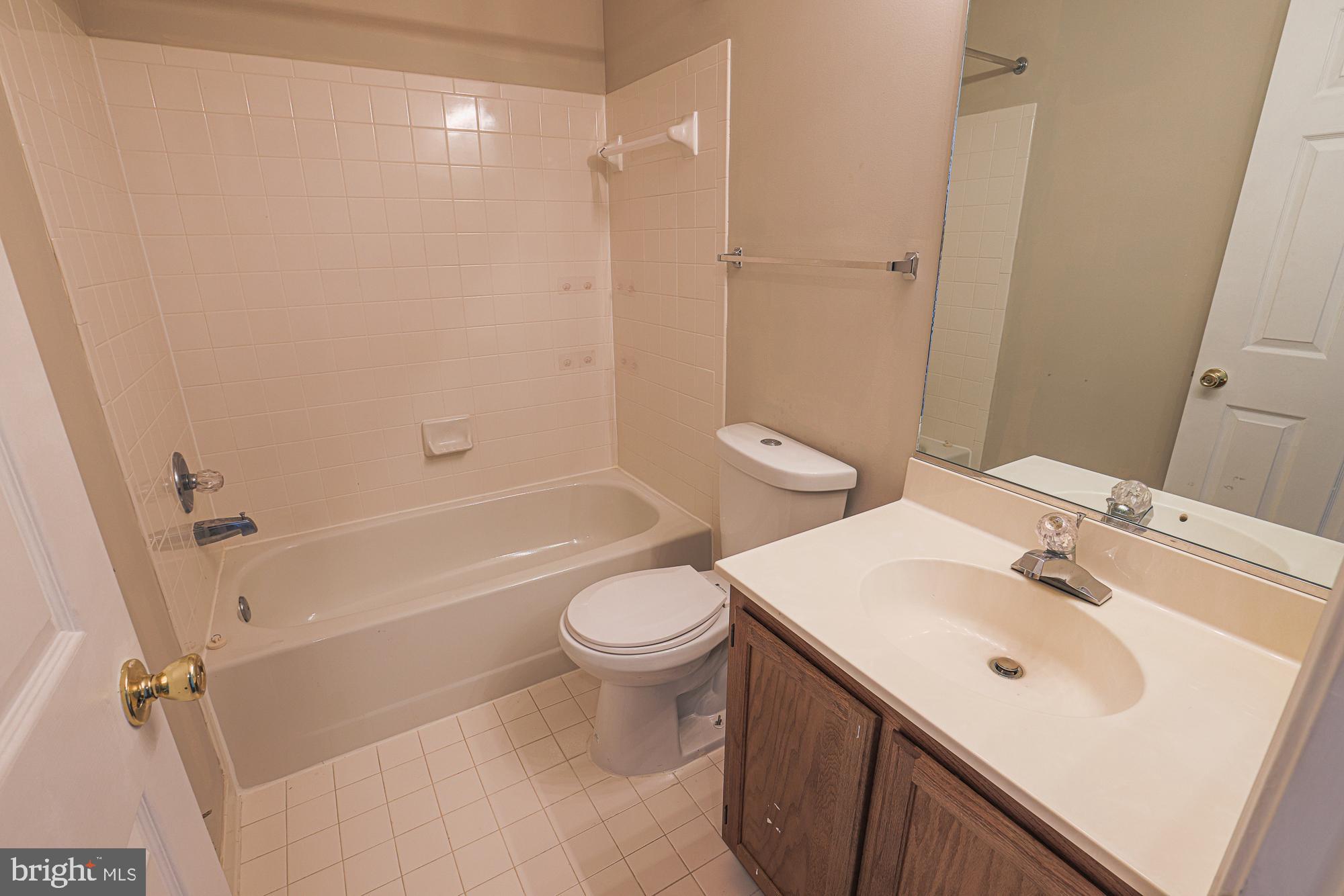 MONTPELIER HILLS - Residential