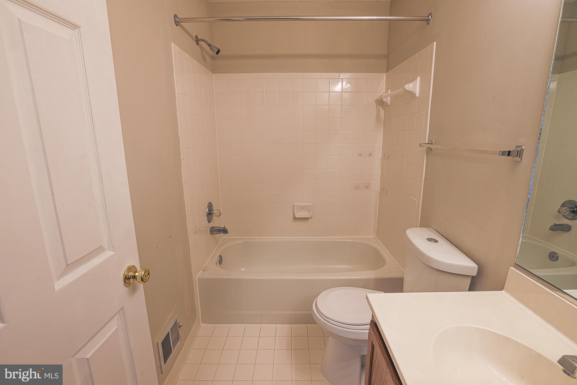 MONTPELIER HILLS - Residential