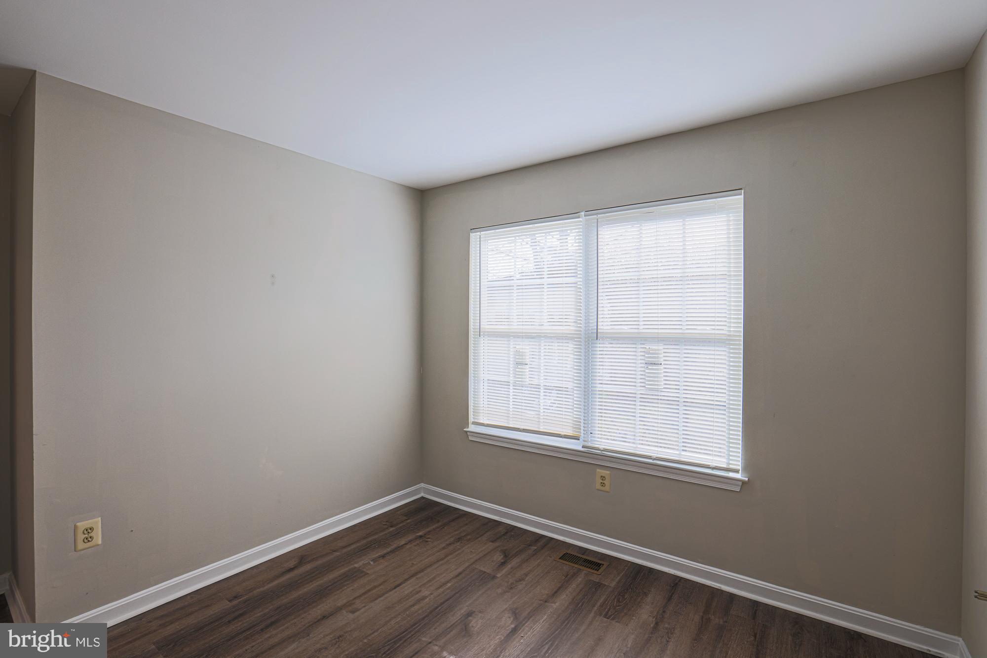 MONTPELIER HILLS - Residential