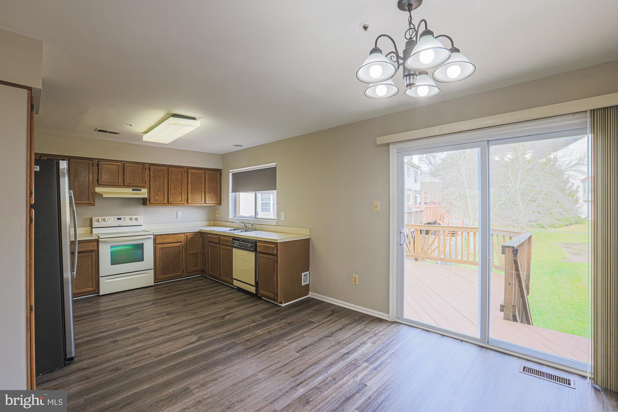 MONTPELIER HILLS - Residential