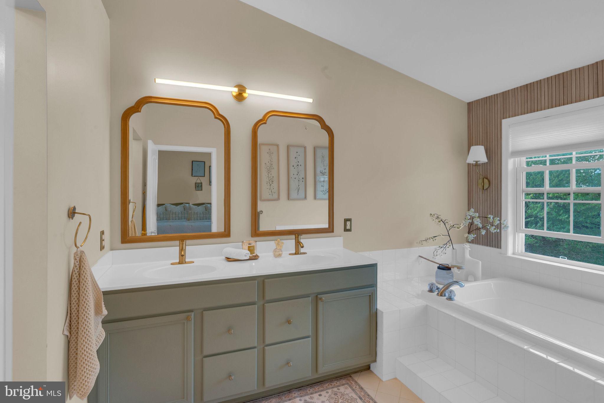 ARBOR POINT - Residential