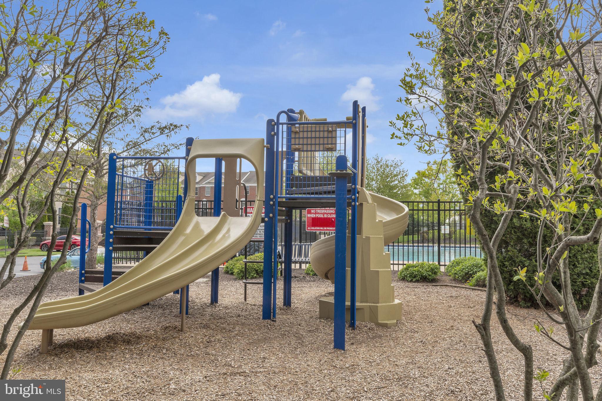 ARBOR POINT - Residential