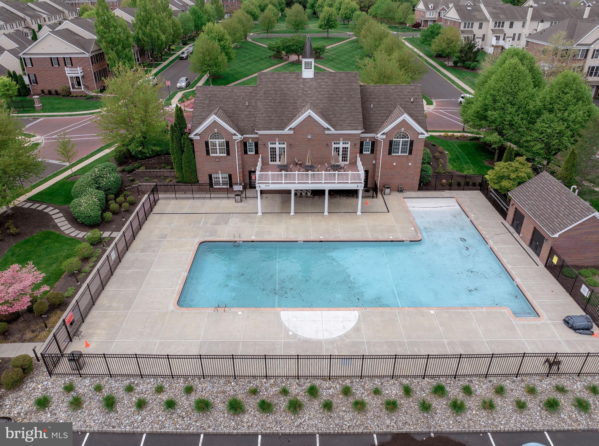 ARBOR POINT - Residential