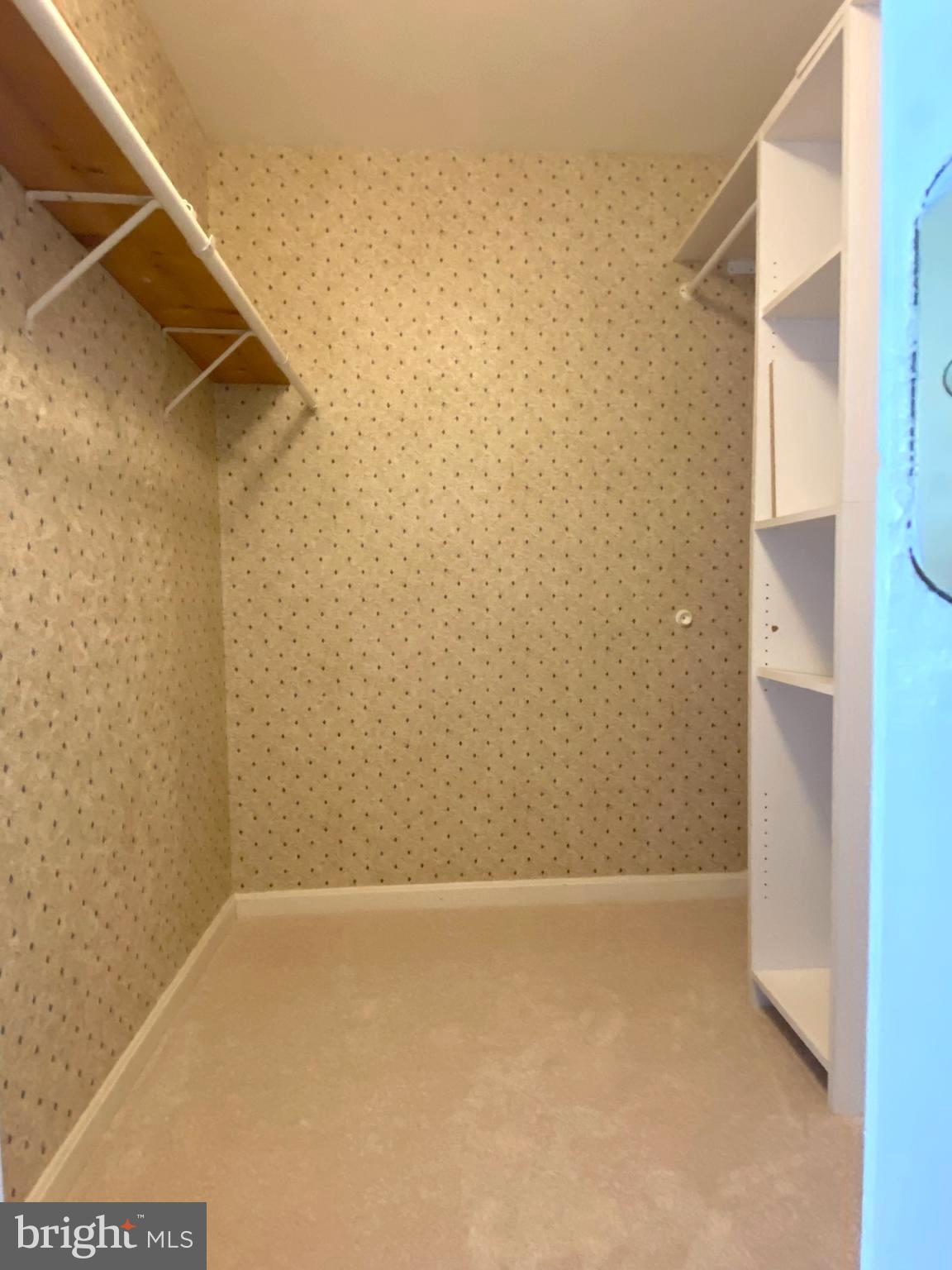 KINGS COUNCIL CONDO - Residential