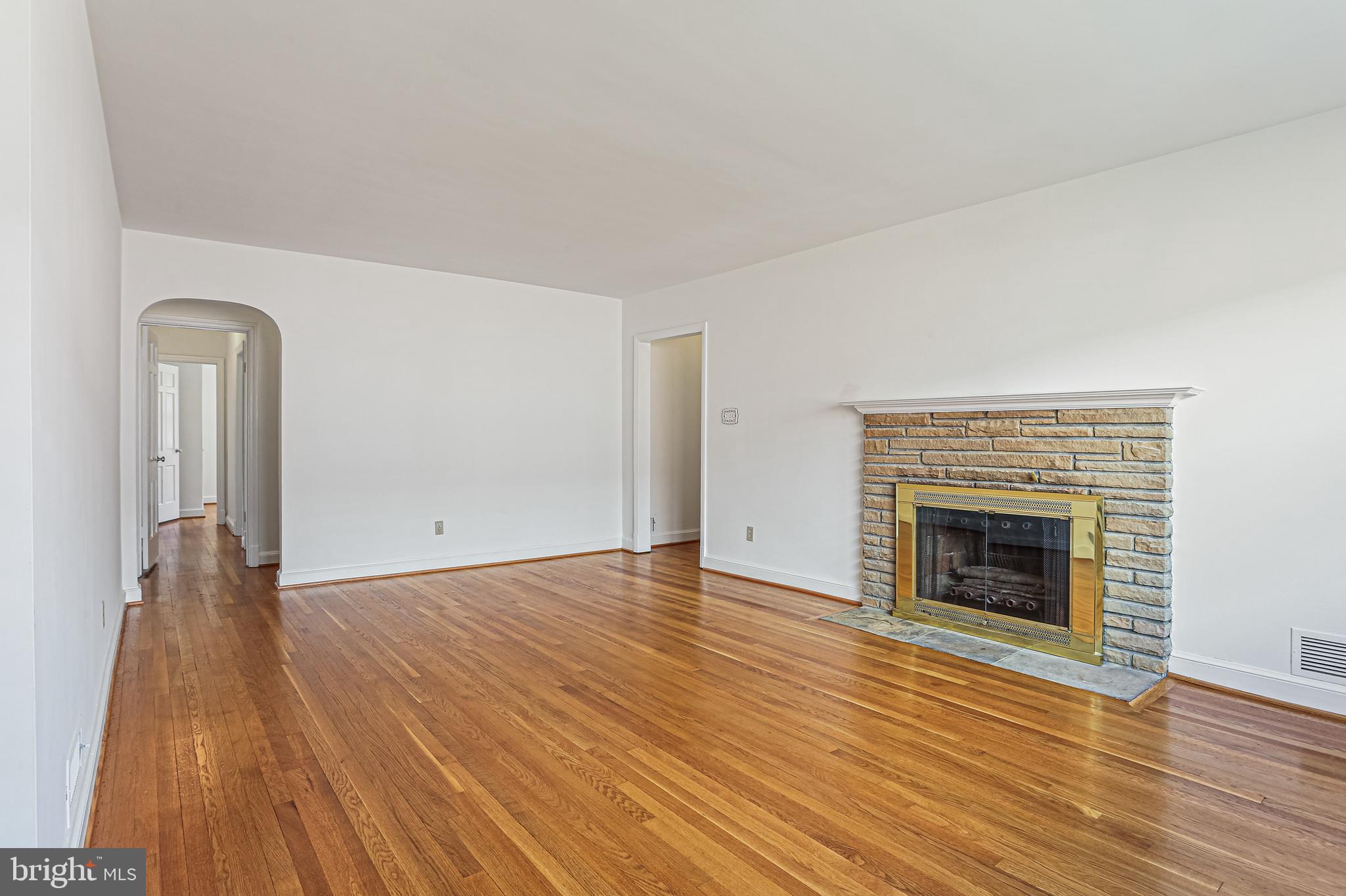 WOODSIDE PARK - Residential