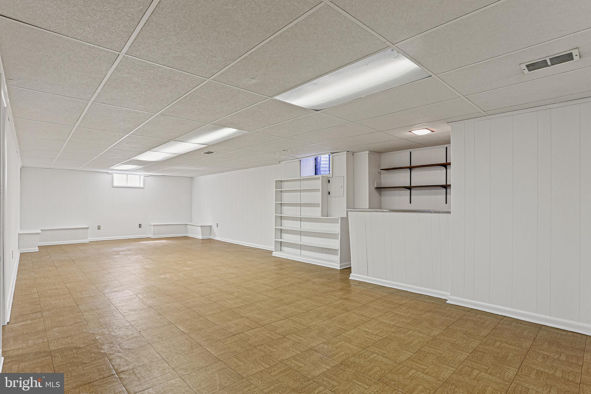 WOODSIDE PARK - Residential