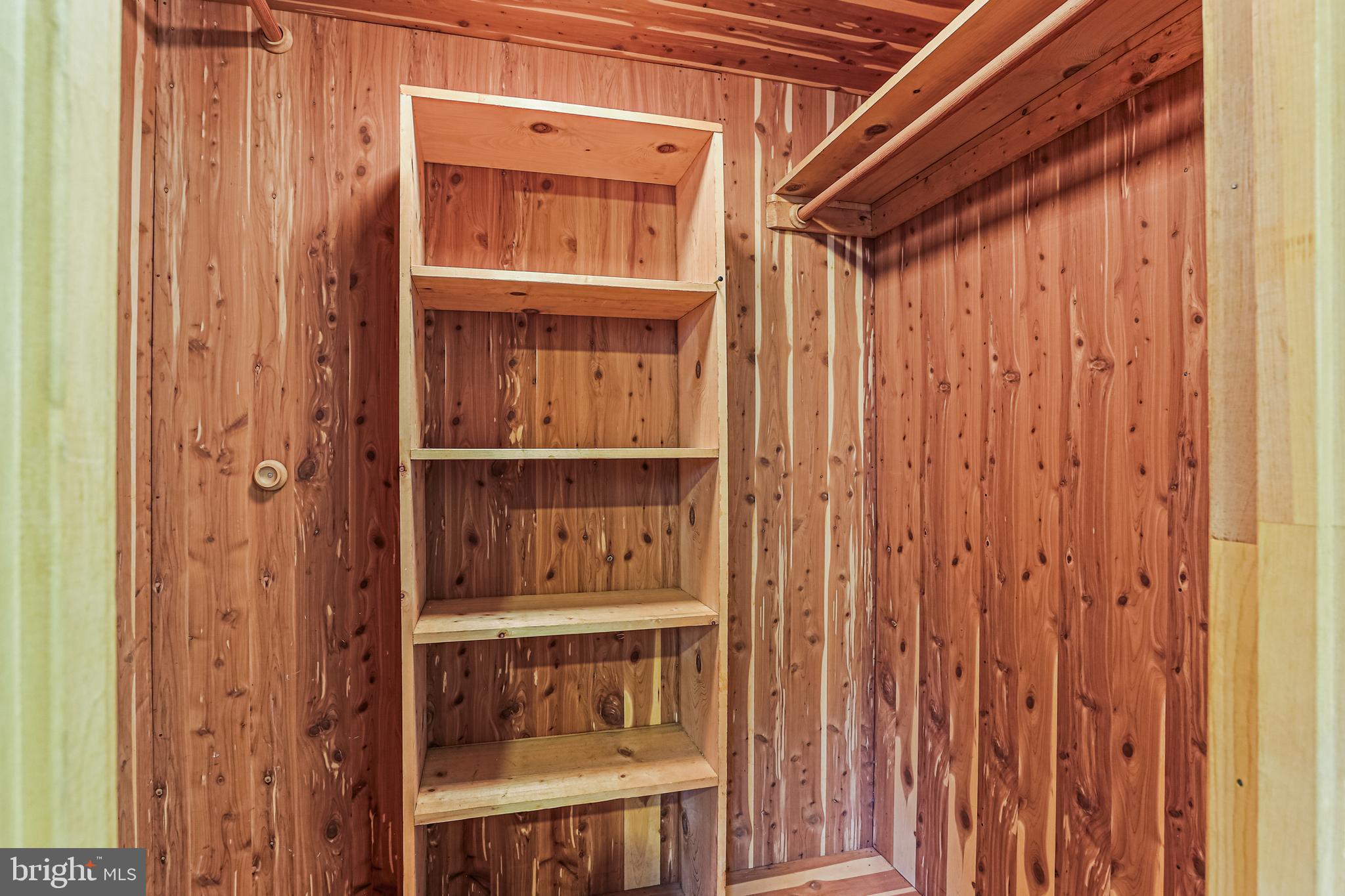 WOODSIDE PARK - Residential