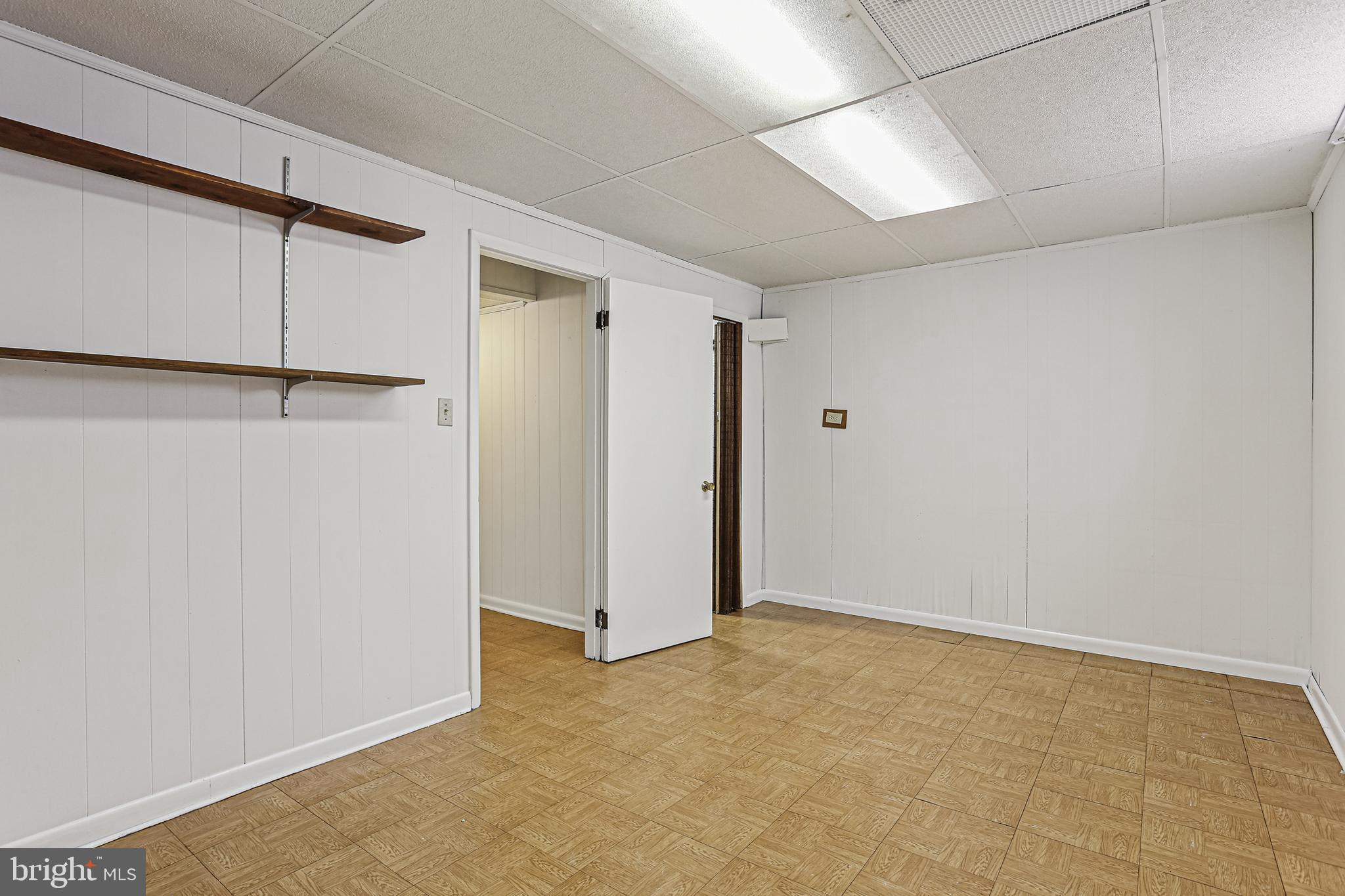 WOODSIDE PARK - Residential