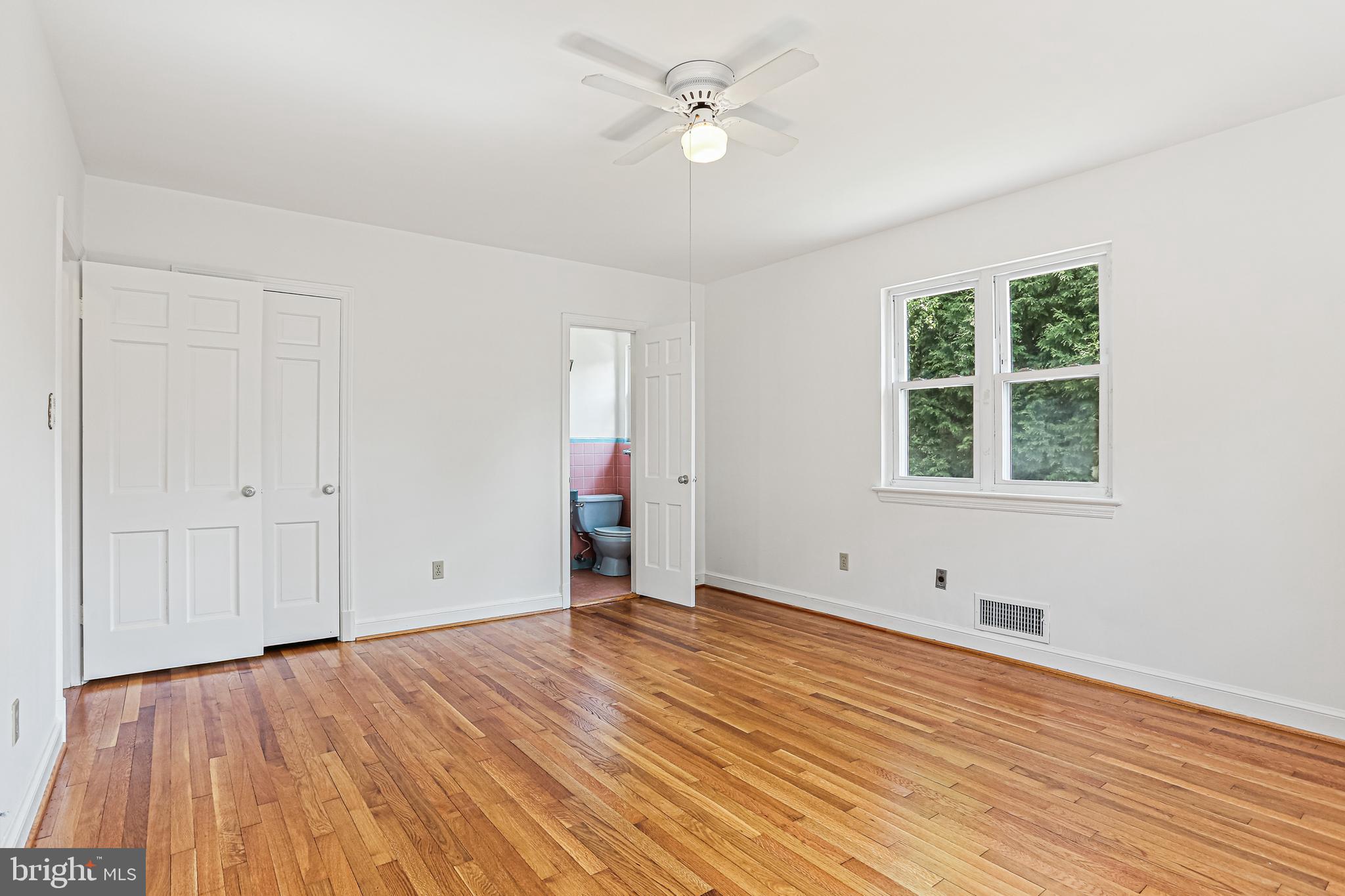 WOODSIDE PARK - Residential