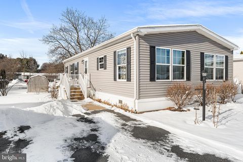 8754 BREINIG RUN CIRCLE BREINIGSVILLE PA 18031