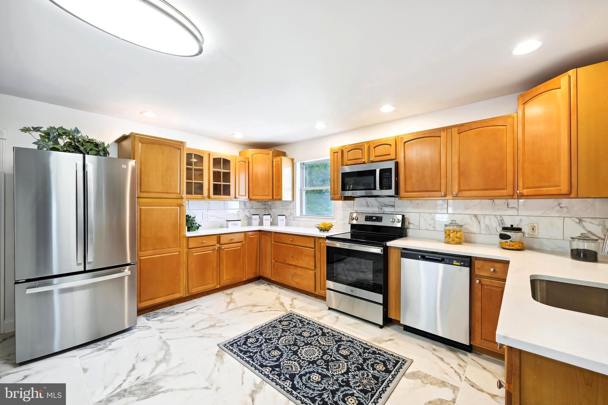 BACK RIVER HIGHLANDS - Residential