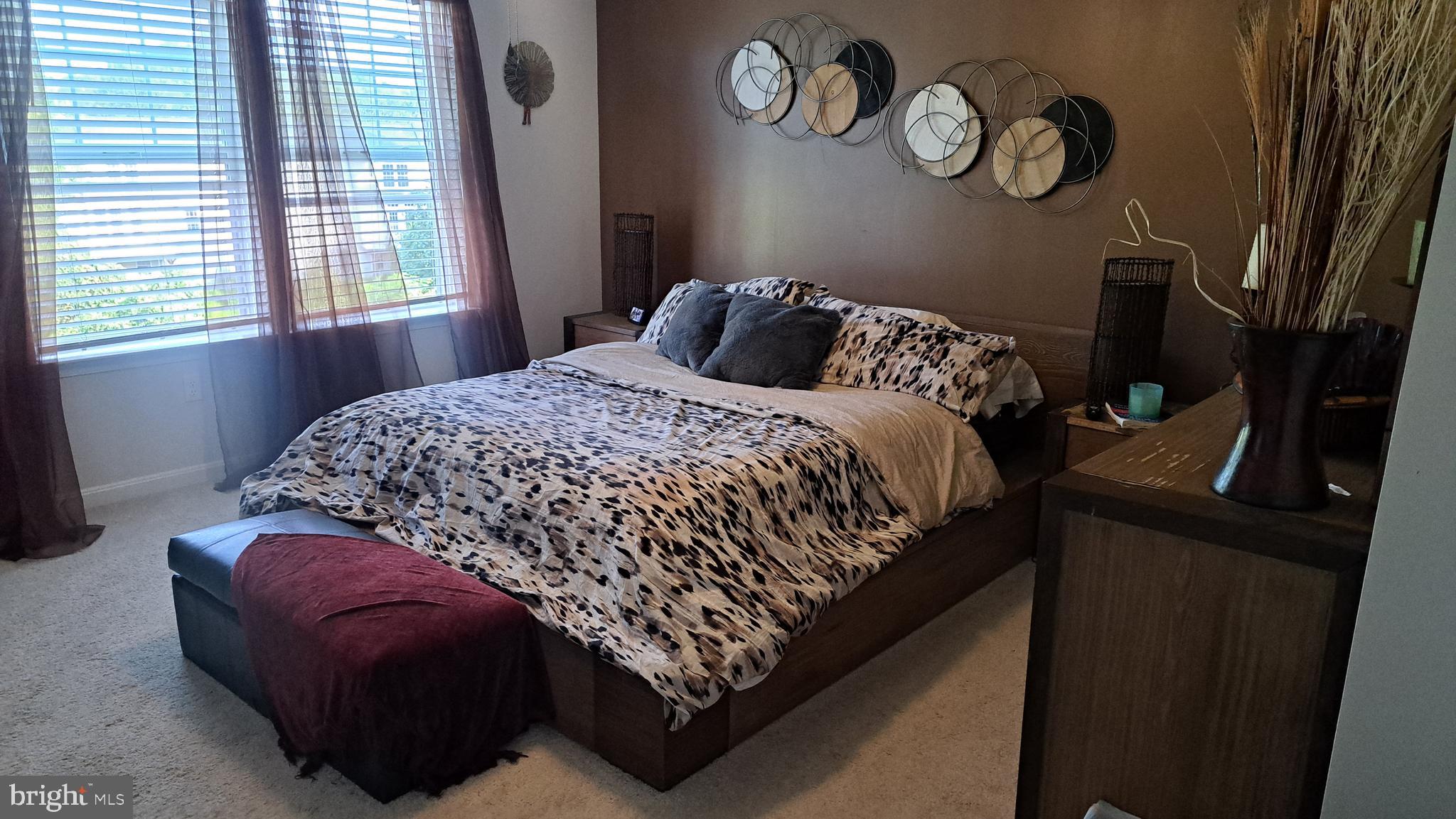 WOODMORE OVERLOOK - Residential Lease