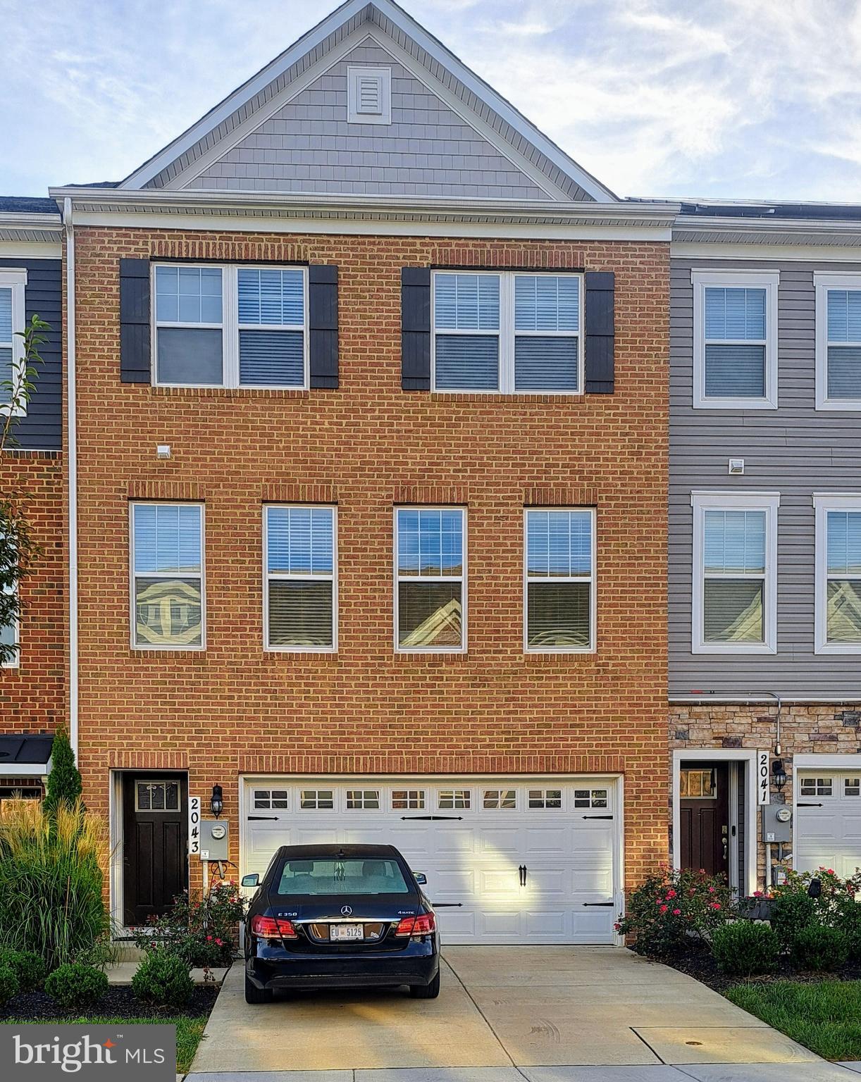 WOODMORE OVERLOOK - Residential Lease