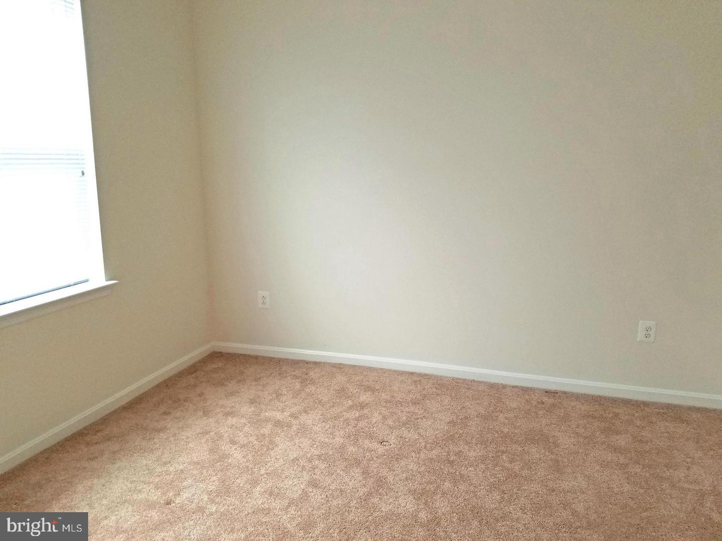 RESIDENCES AT WILDEWOOD - Residential Lease