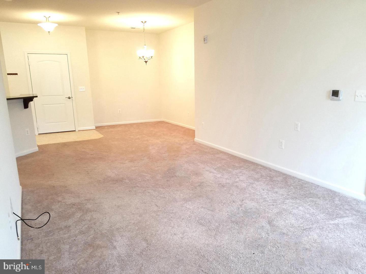 RESIDENCES AT WILDEWOOD - Residential Lease