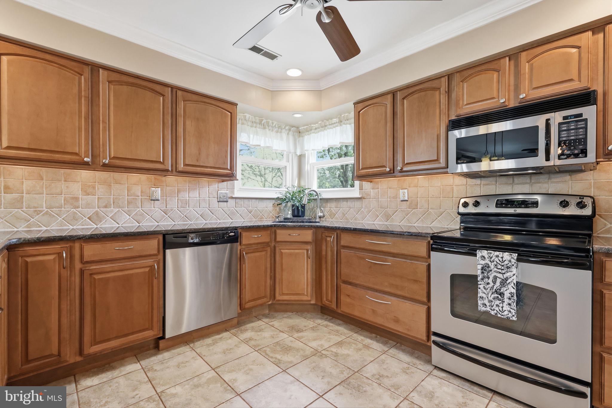 STONE RIDGE - Residential