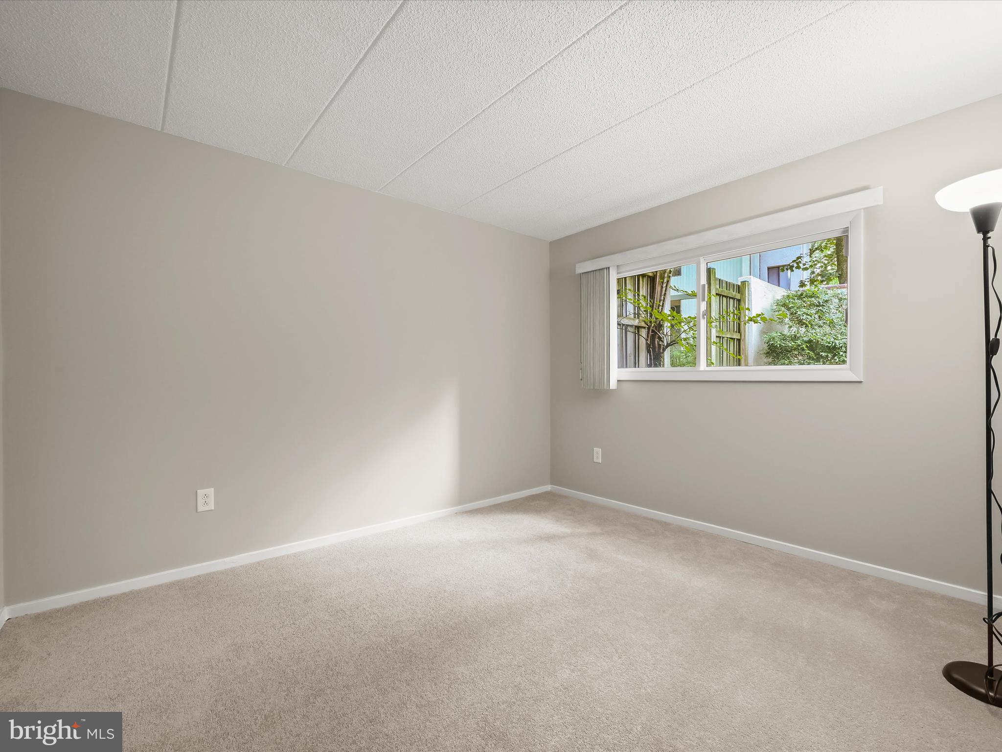 DEERING WOODS - Residential