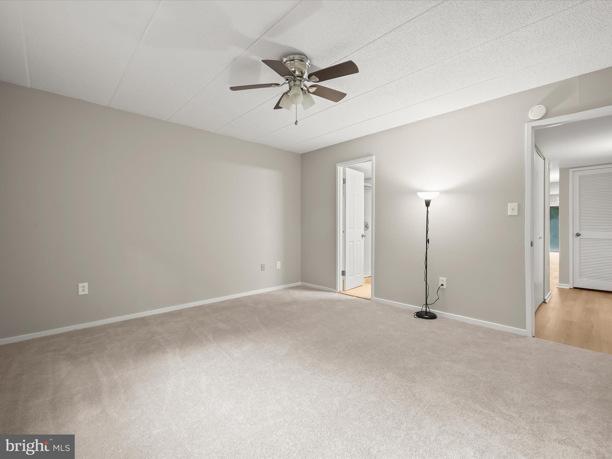 DEERING WOODS - Residential