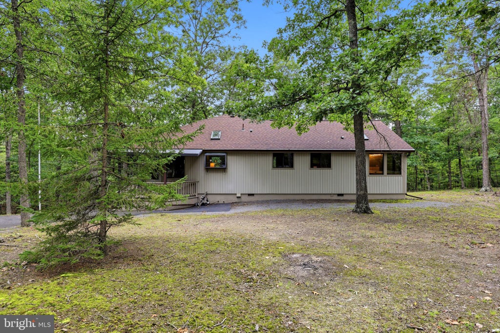 Photo of 22 Liskey Lane, HEDGESVILLE, WV 25427 (MLS # WVBE2053758)