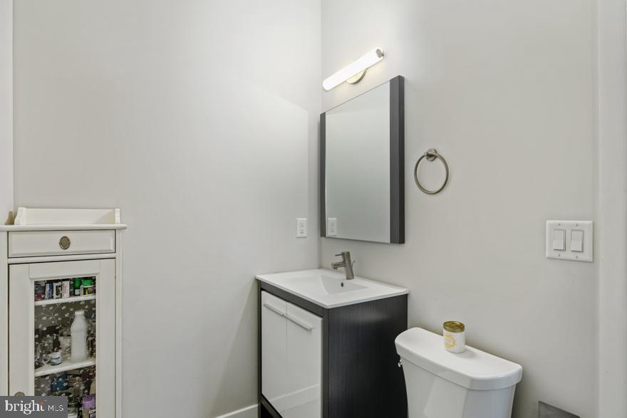 CENTER CITY - Residential Lease