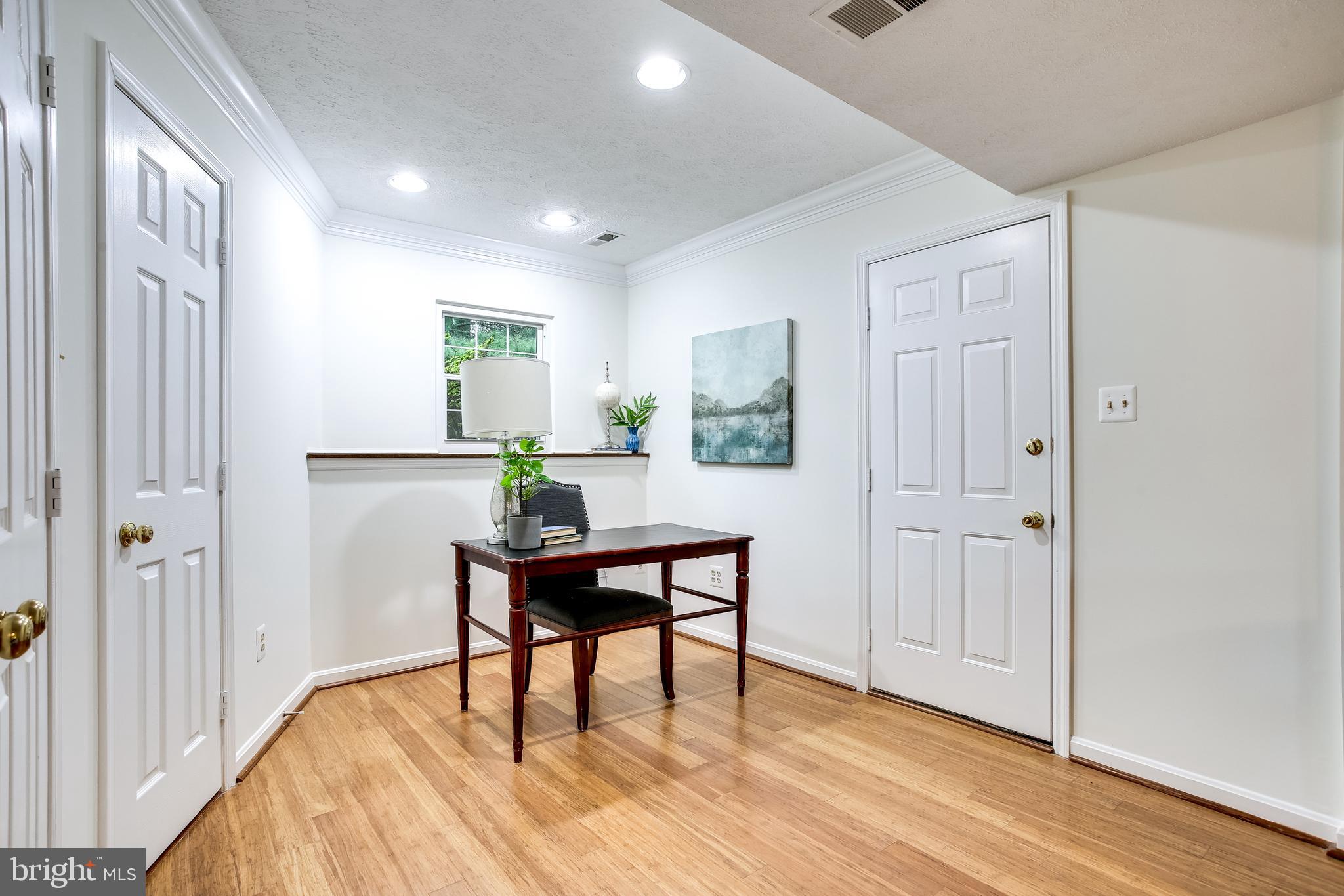 HUNTINGTON - Residential