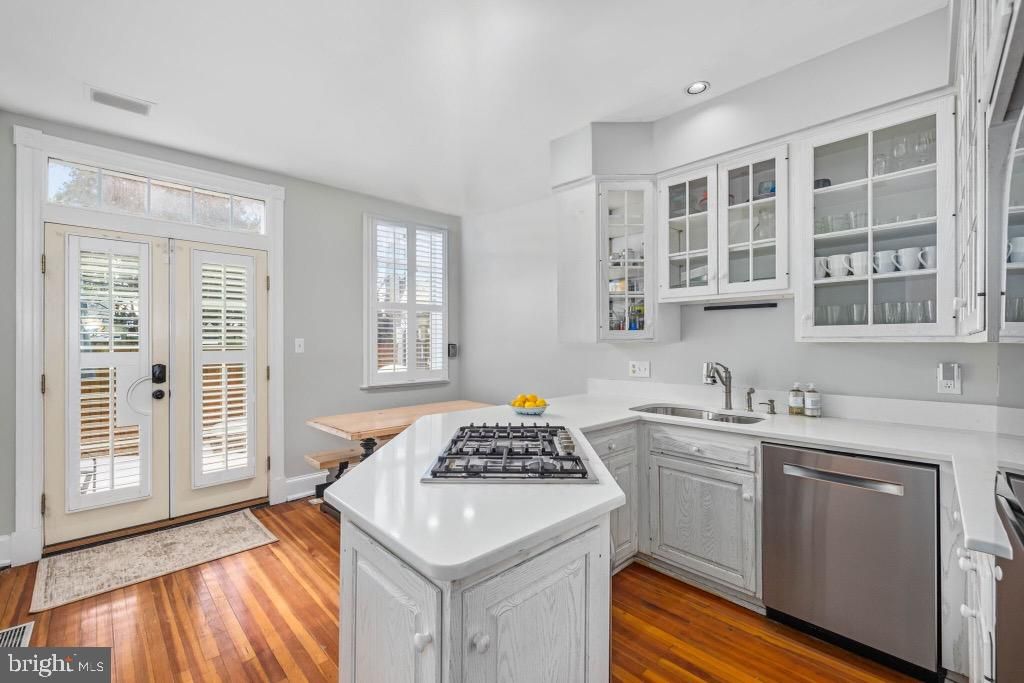 Photo of 3408 Dent Place NW, WASHINGTON, DC 20007 (MLS # DCDC2258930)