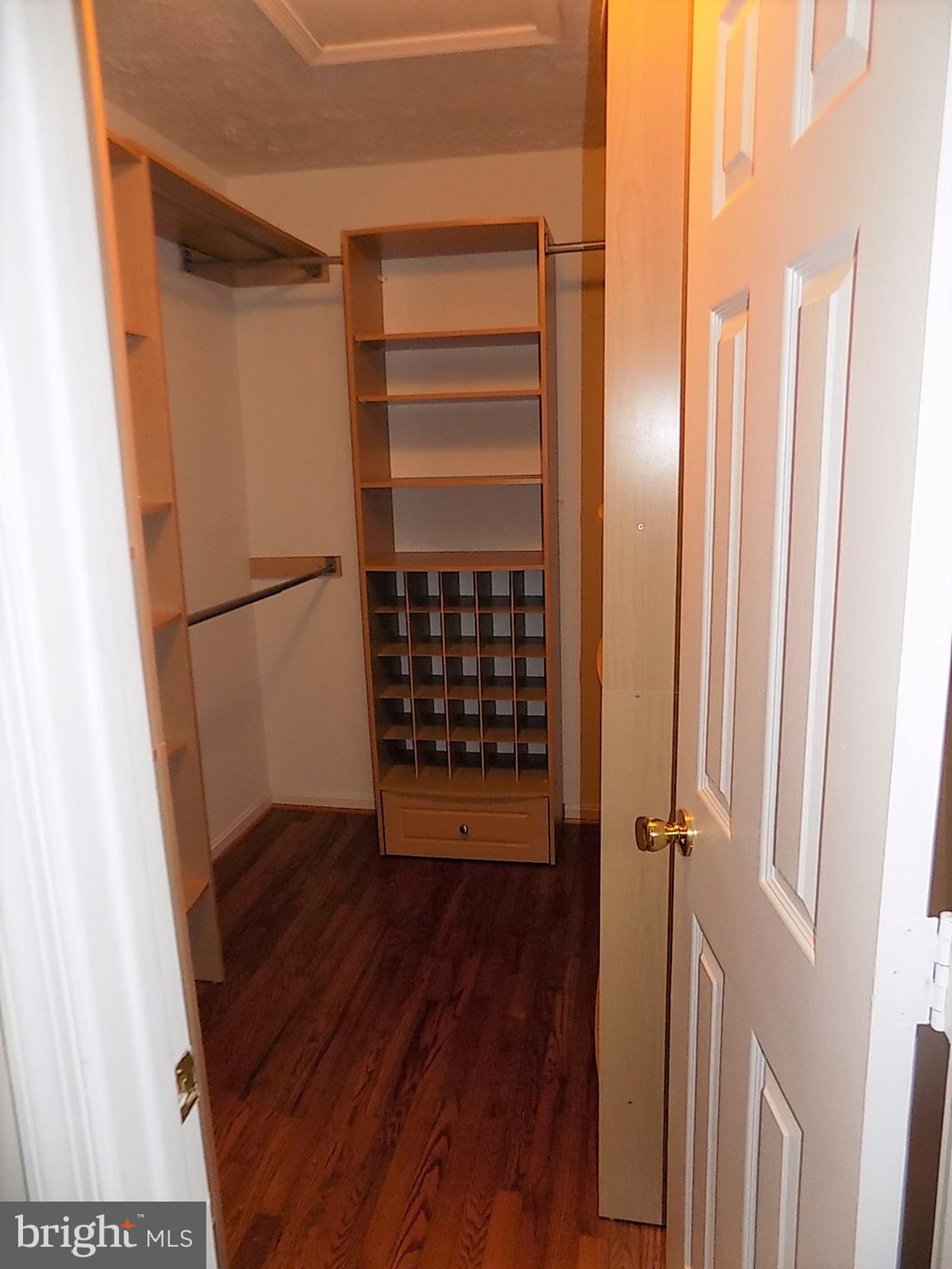 GREENMONT - Residential Lease