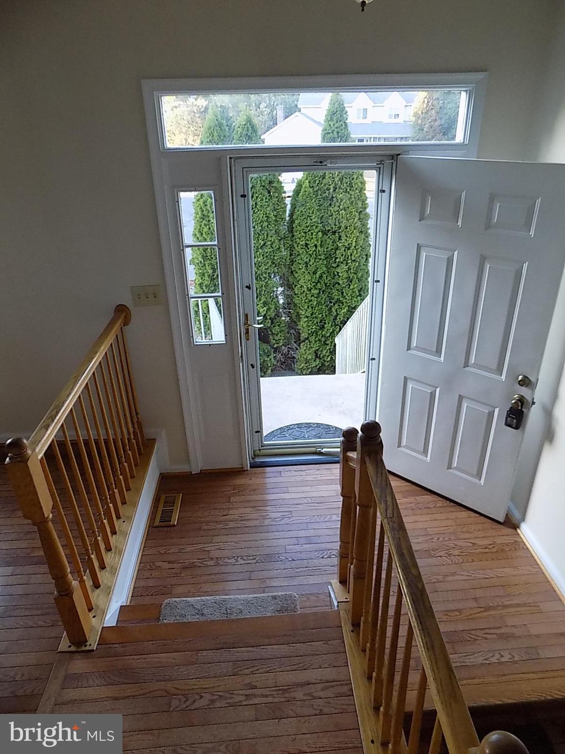 GREENMONT - Residential Lease