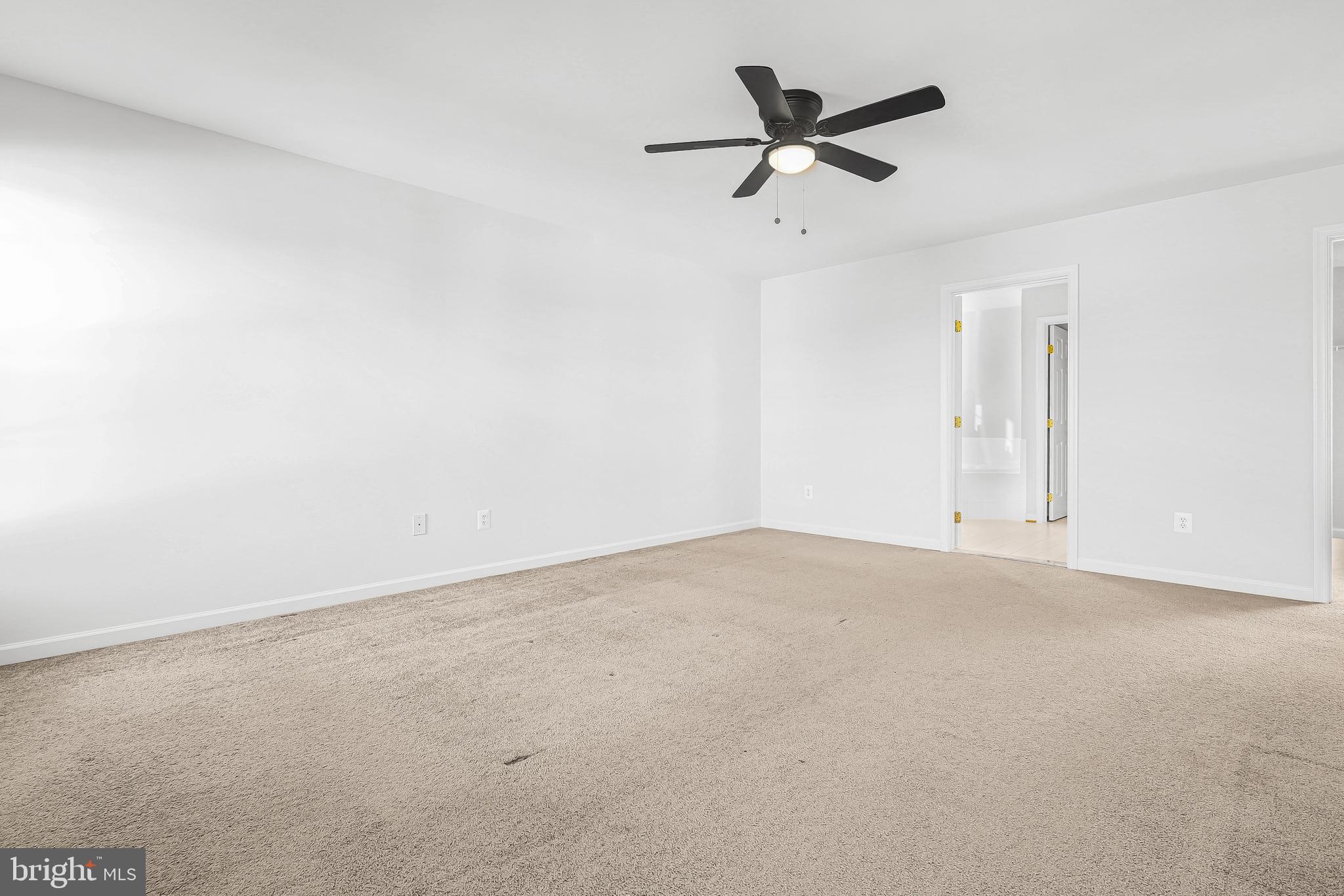 LAKELAND PLACE - Residential