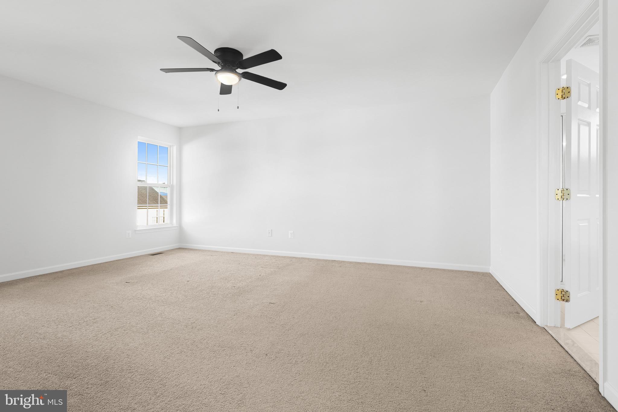 LAKELAND PLACE - Residential