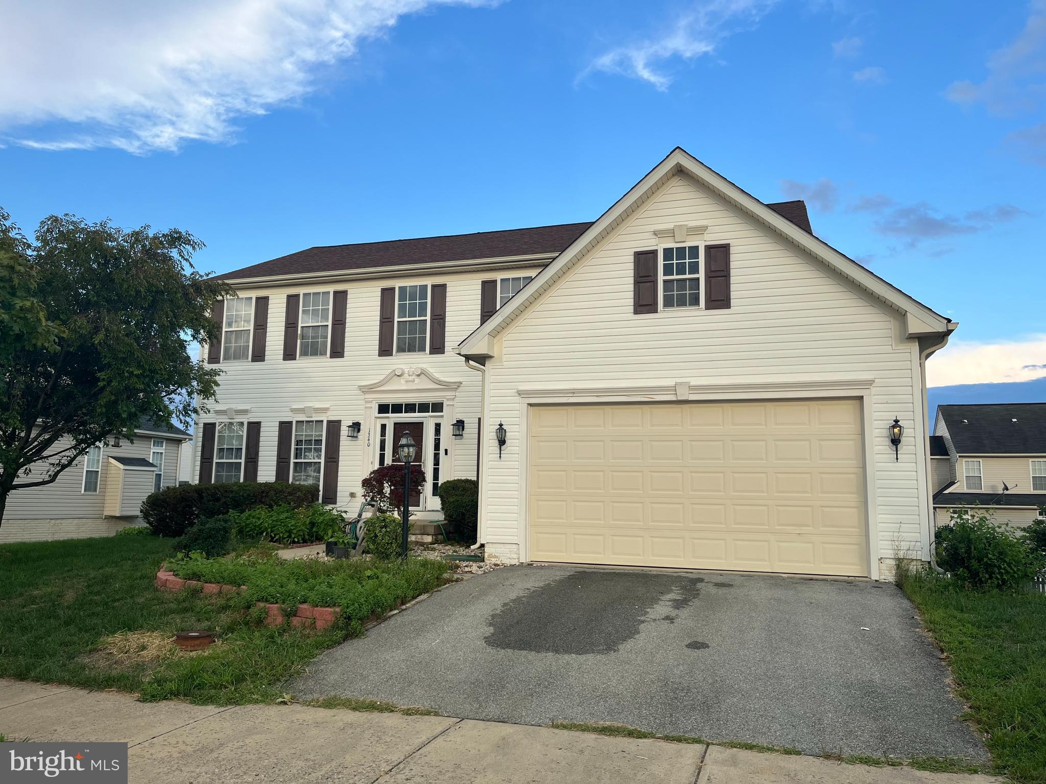 LAKELAND PLACE - Residential