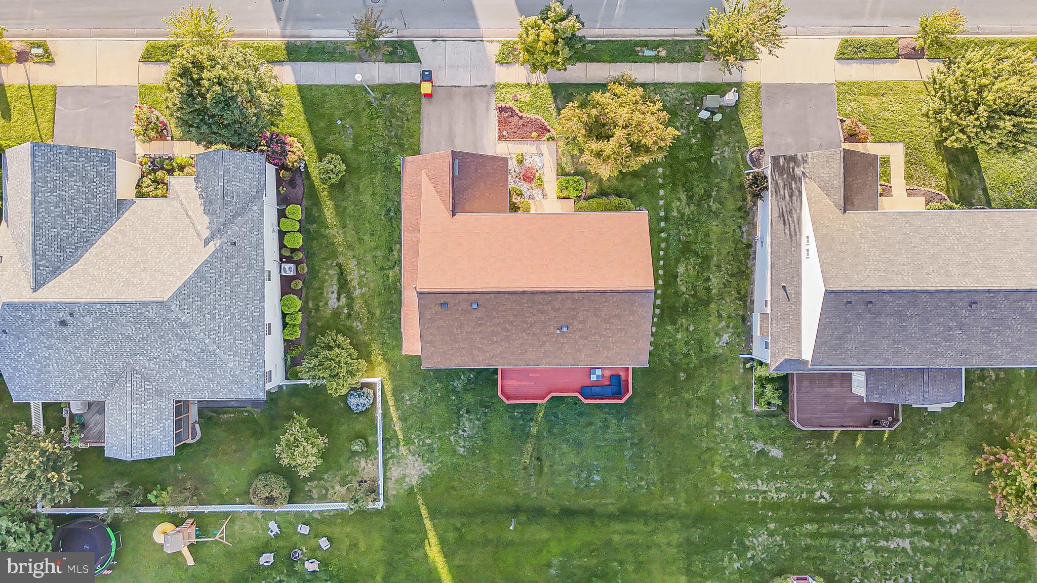 LAKELAND PLACE - Residential