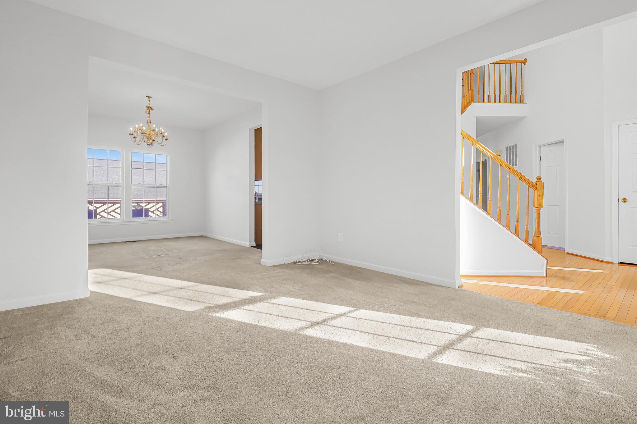 LAKELAND PLACE - Residential