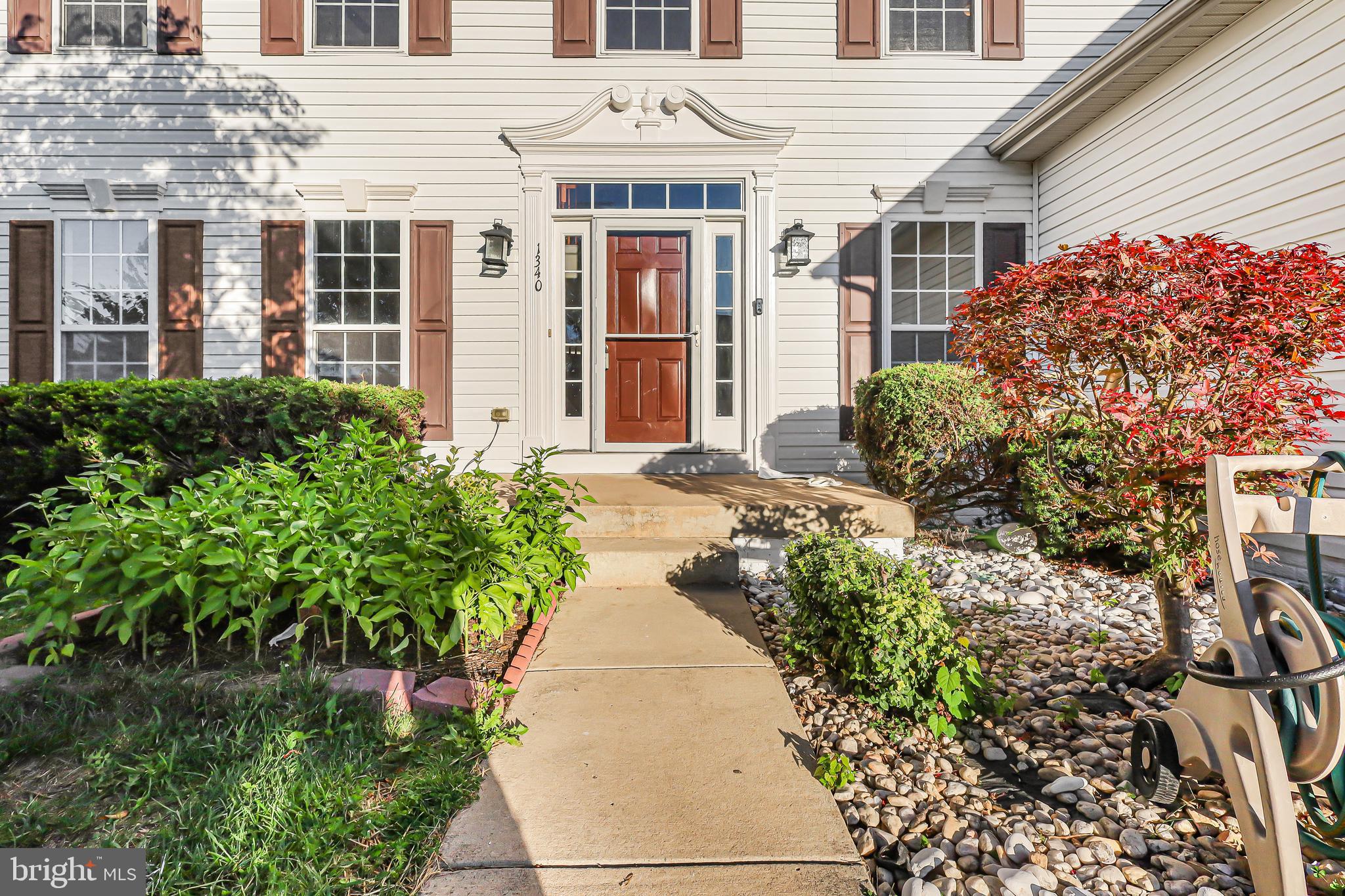 LAKELAND PLACE - Residential