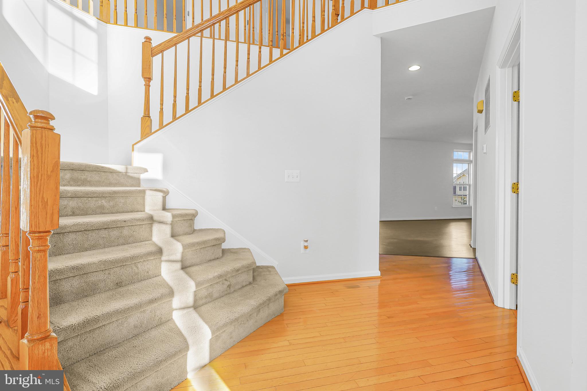 LAKELAND PLACE - Residential