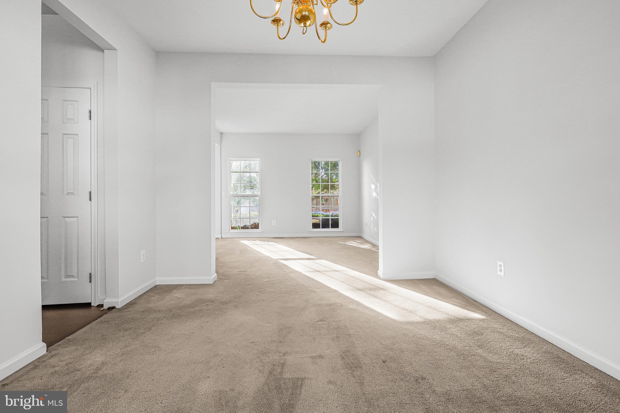 LAKELAND PLACE - Residential