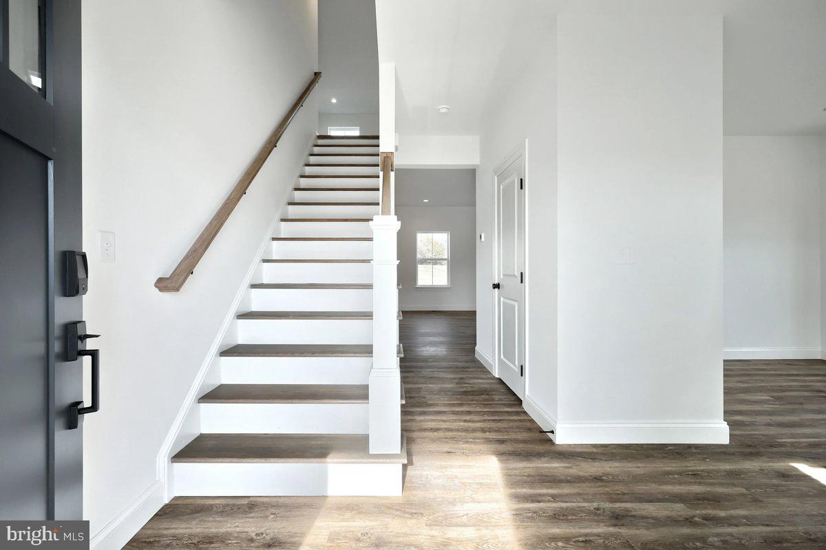 LOGAN MEADOWS - Residential