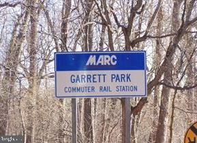 PARKSIDE CONDOMINIUMS - Residential