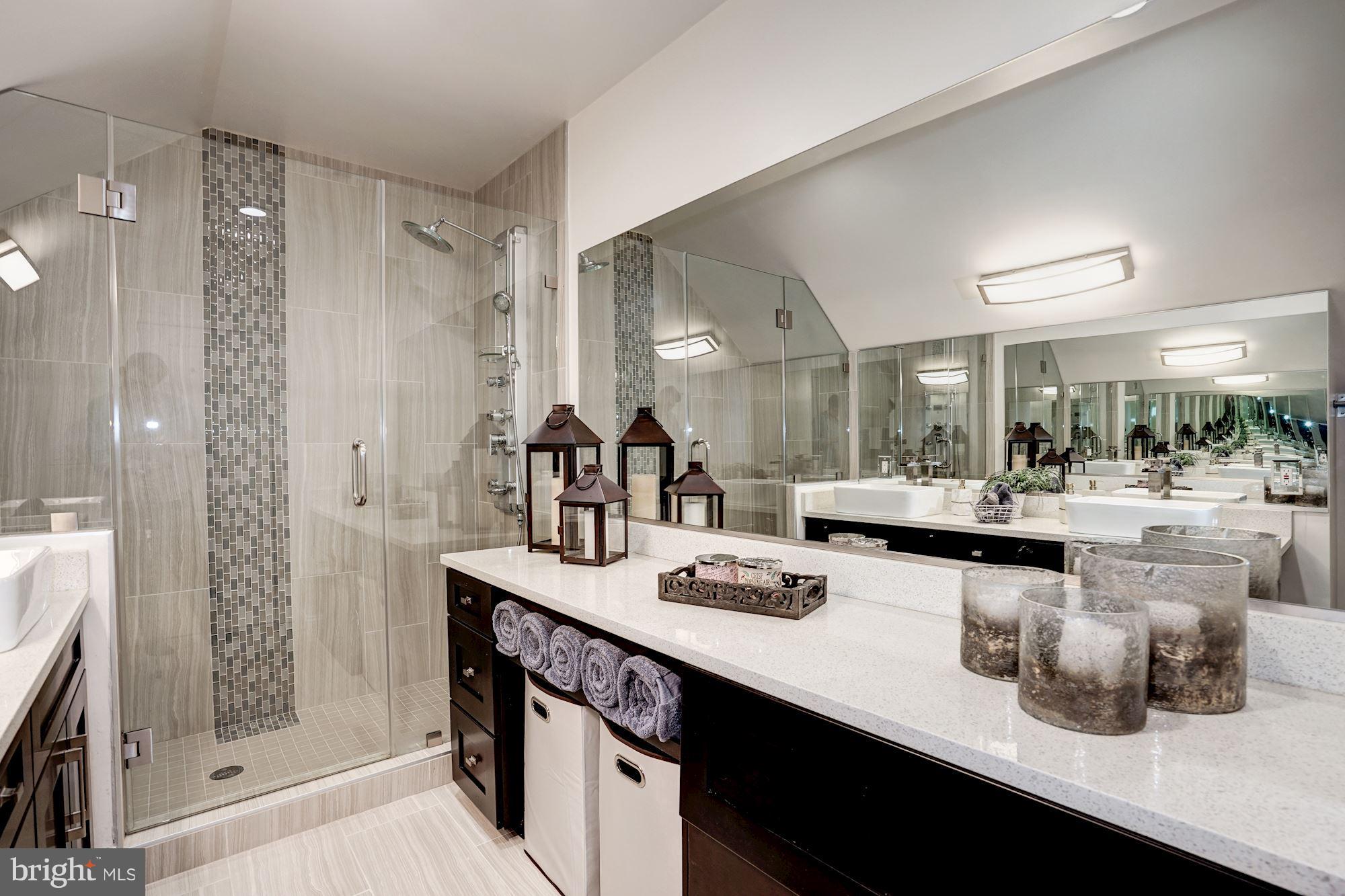 FAIRLINGTON ARBORS - Residential