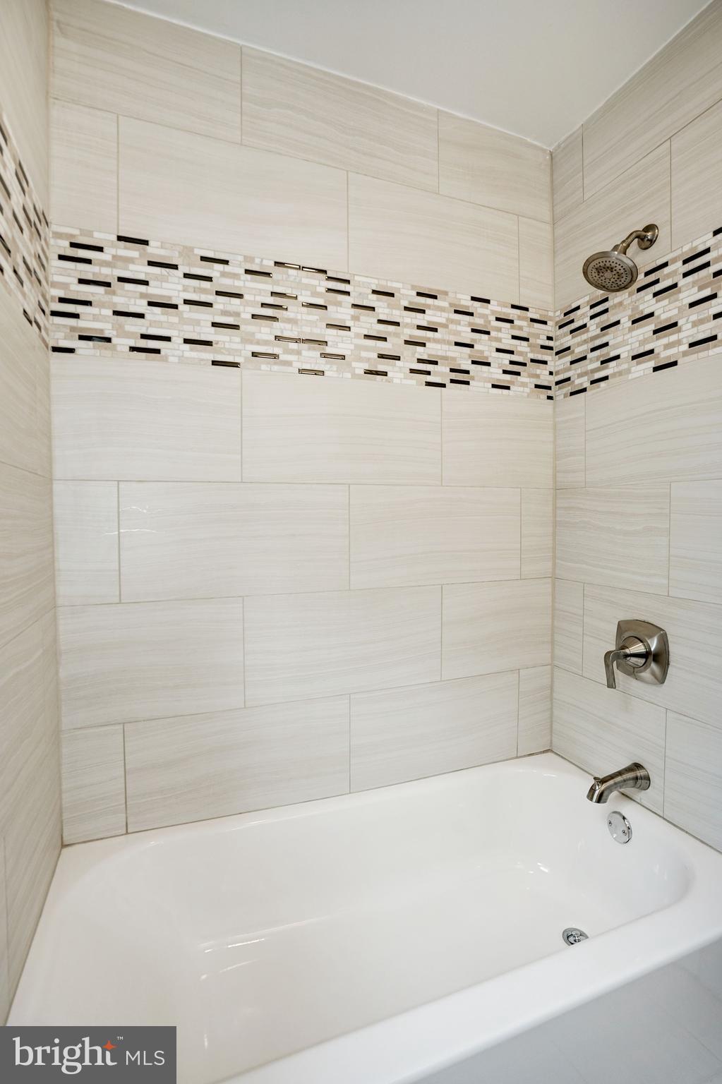 FAIRLINGTON ARBORS - Residential