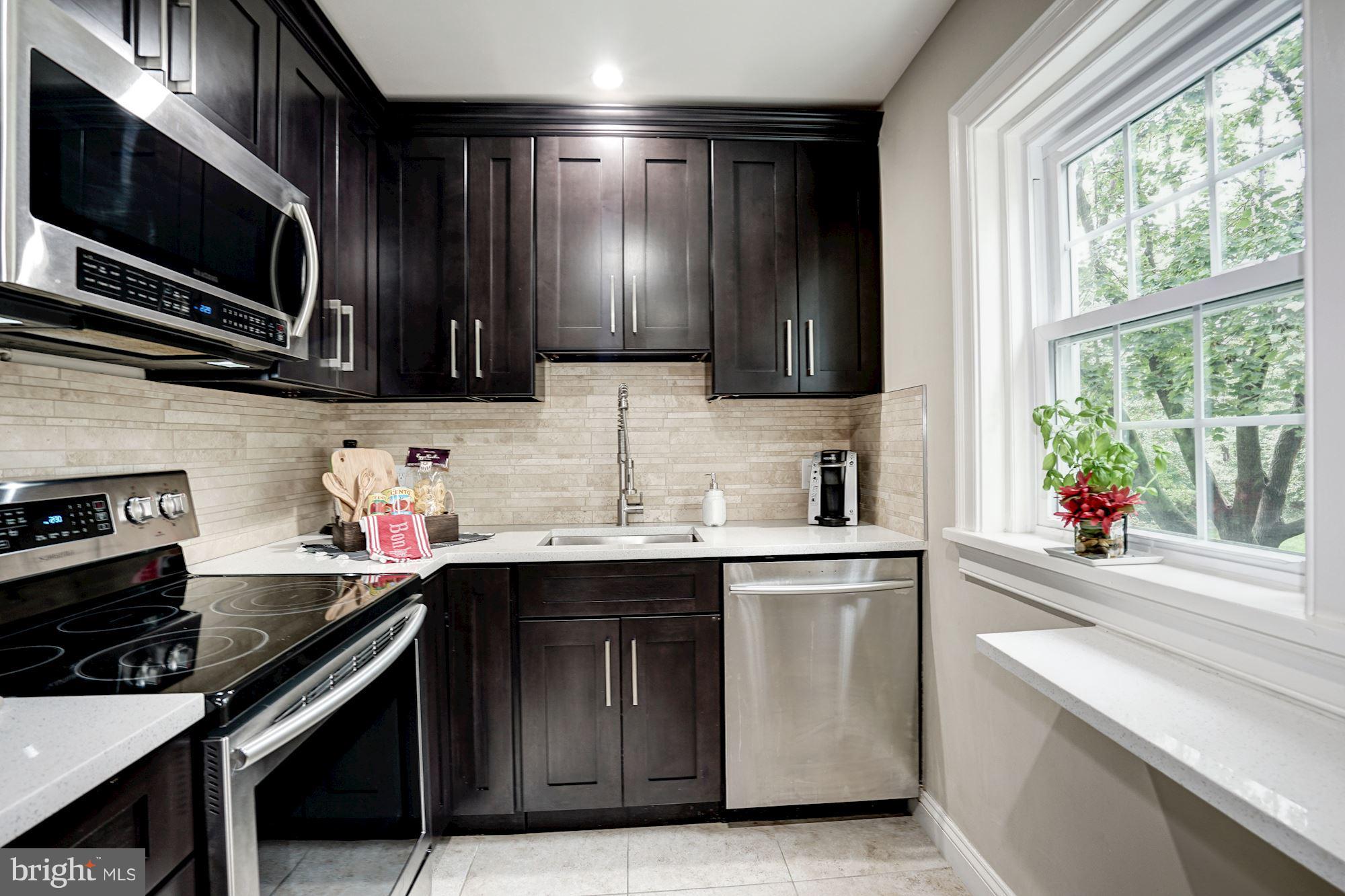 FAIRLINGTON ARBORS - Residential