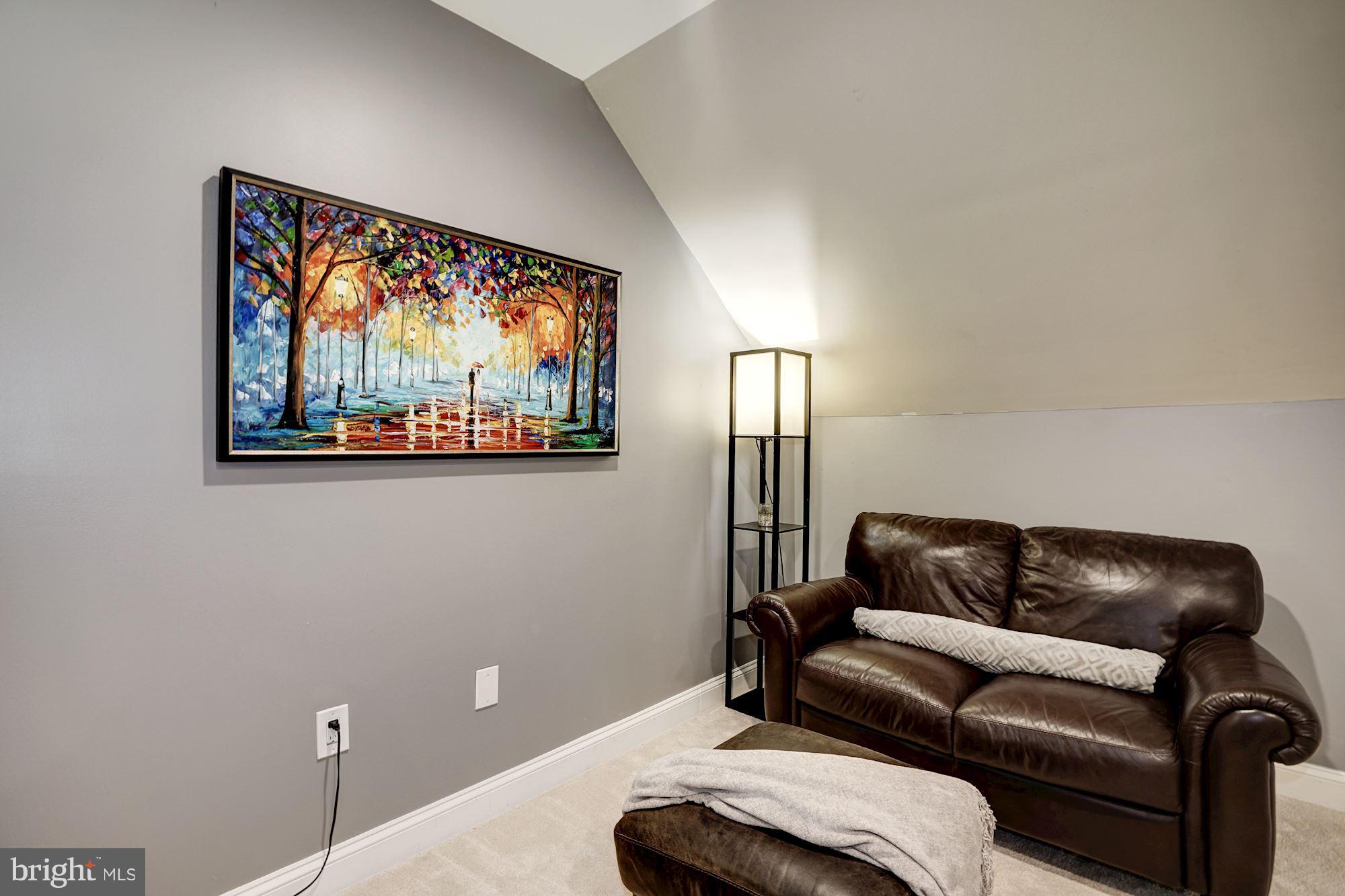 FAIRLINGTON ARBORS - Residential