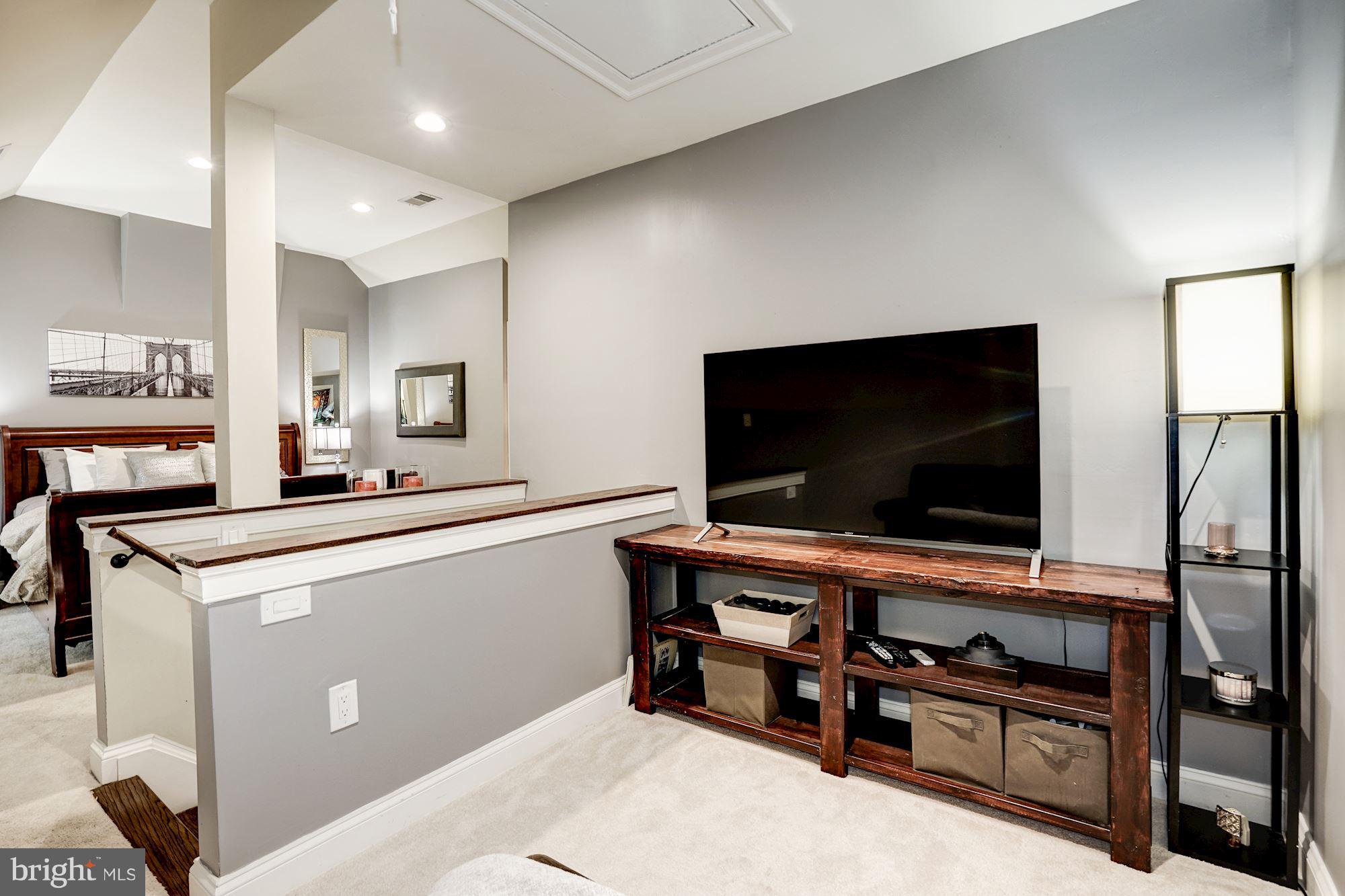 FAIRLINGTON ARBORS - Residential