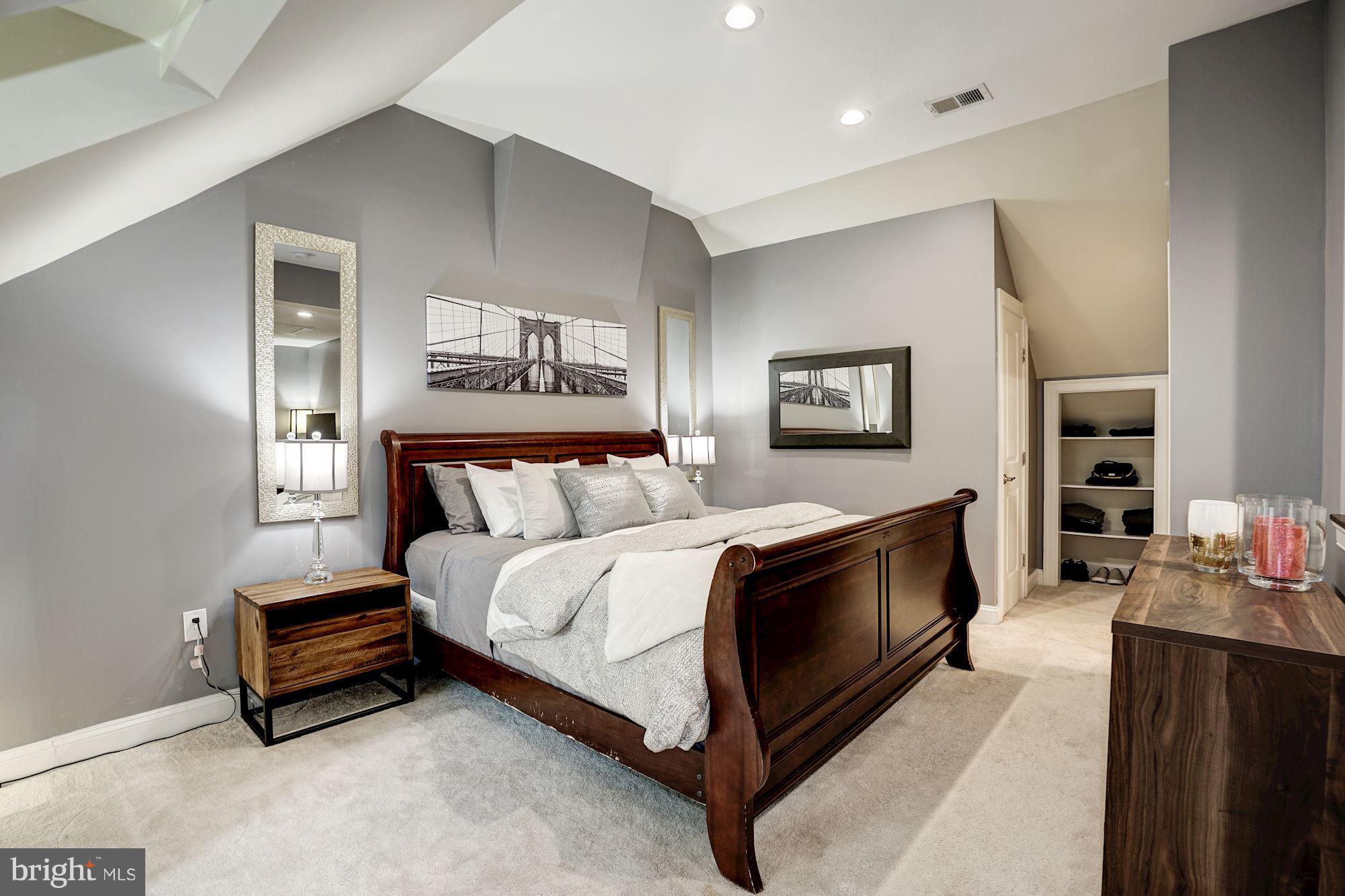 FAIRLINGTON ARBORS - Residential