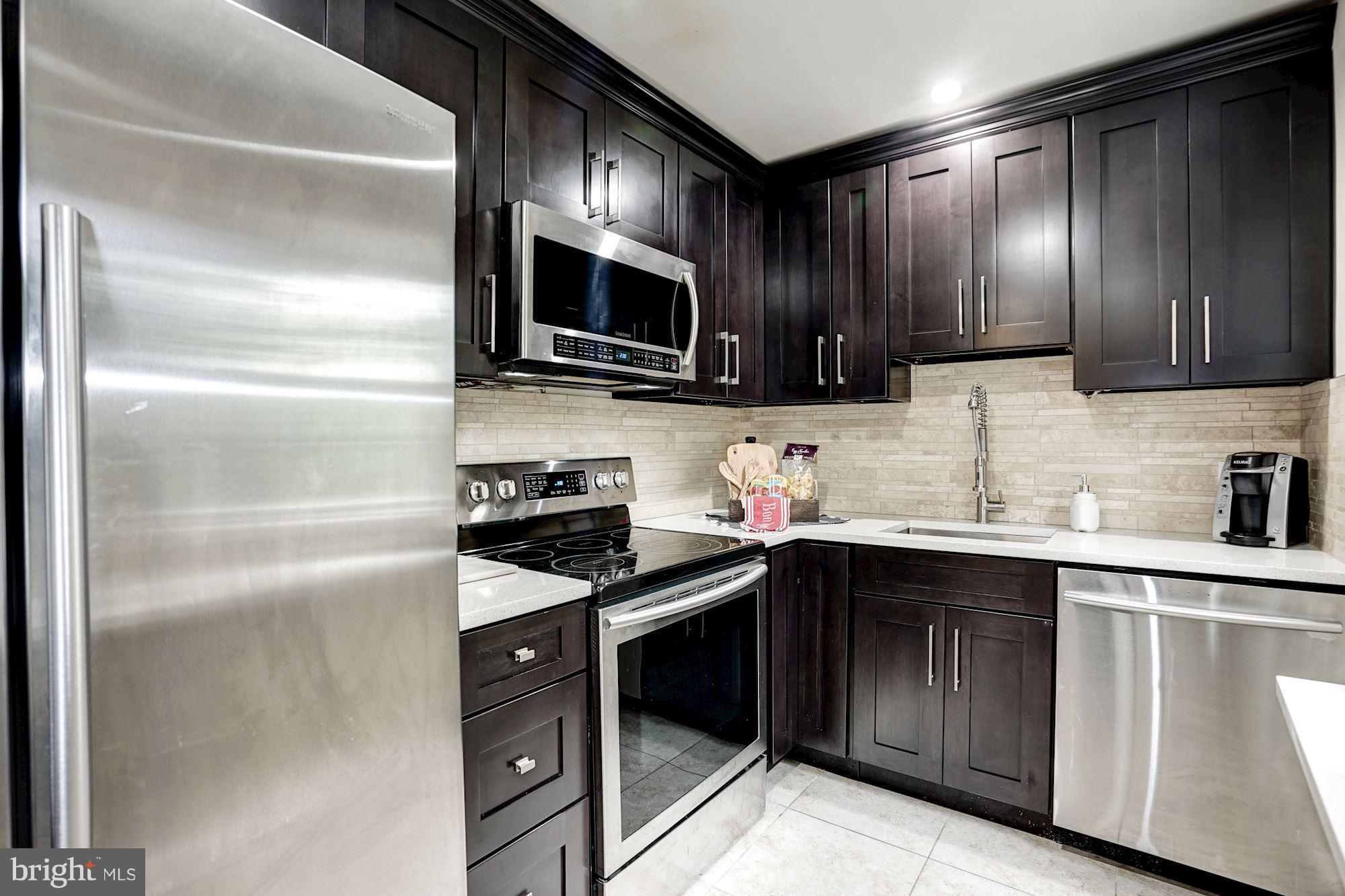 FAIRLINGTON ARBORS - Residential