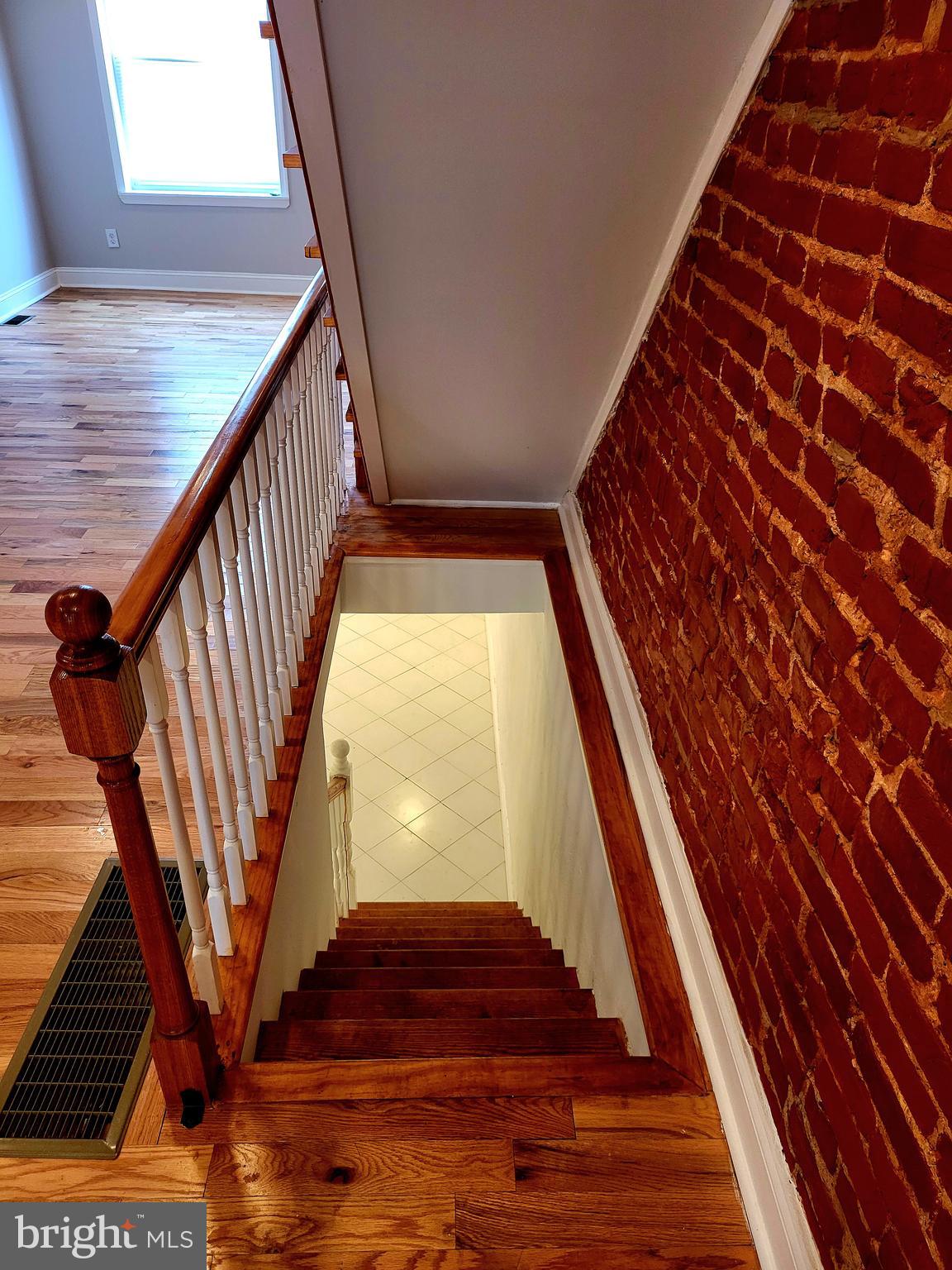 EAST KENSINGTON - Residential