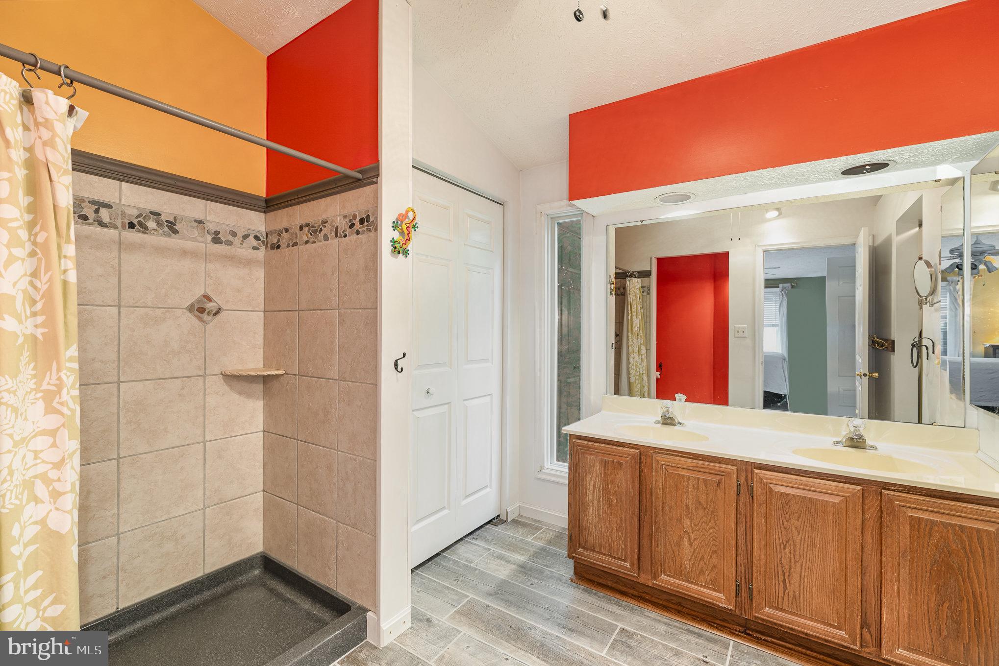 BRITINAY - Residential