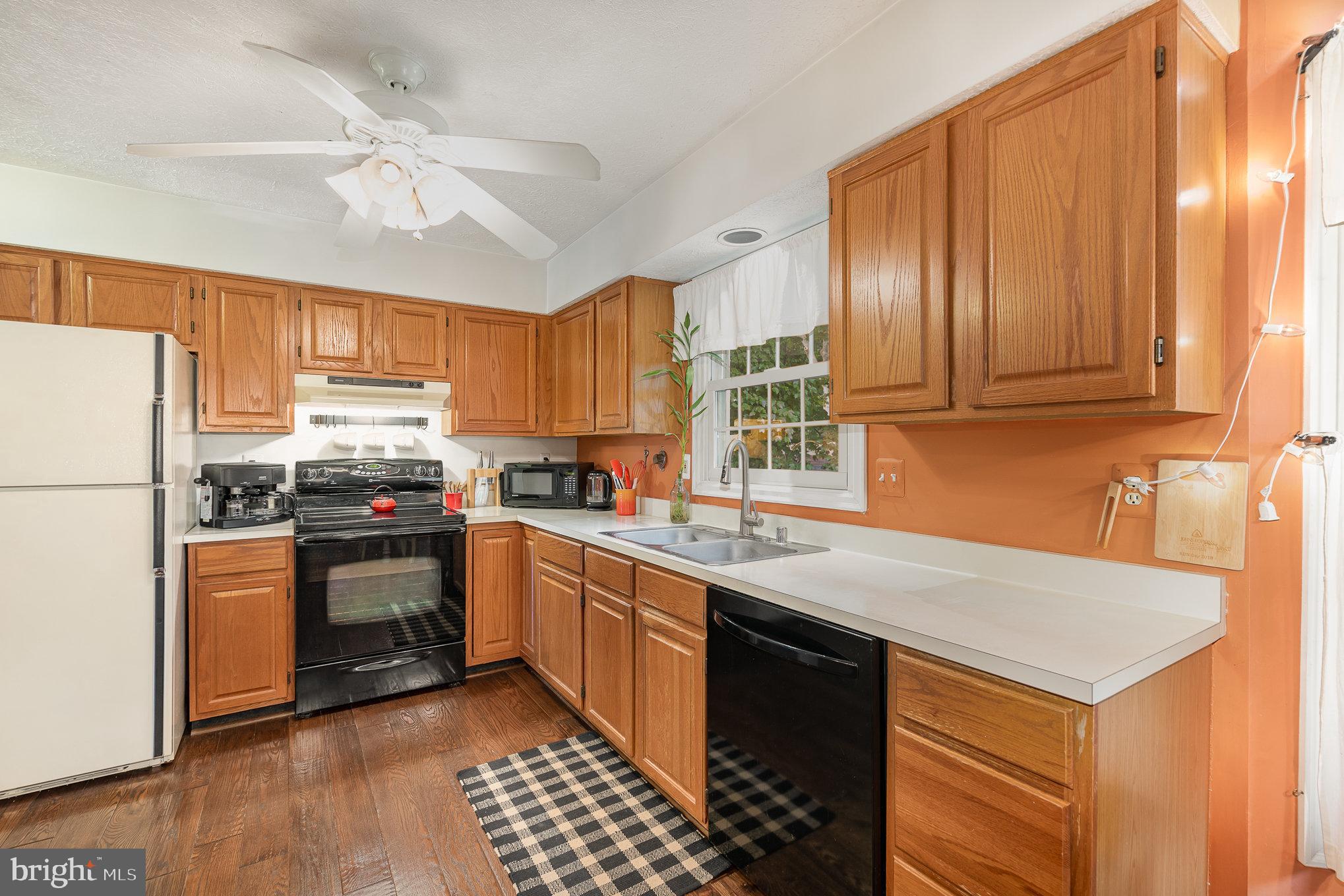 BRITINAY - Residential